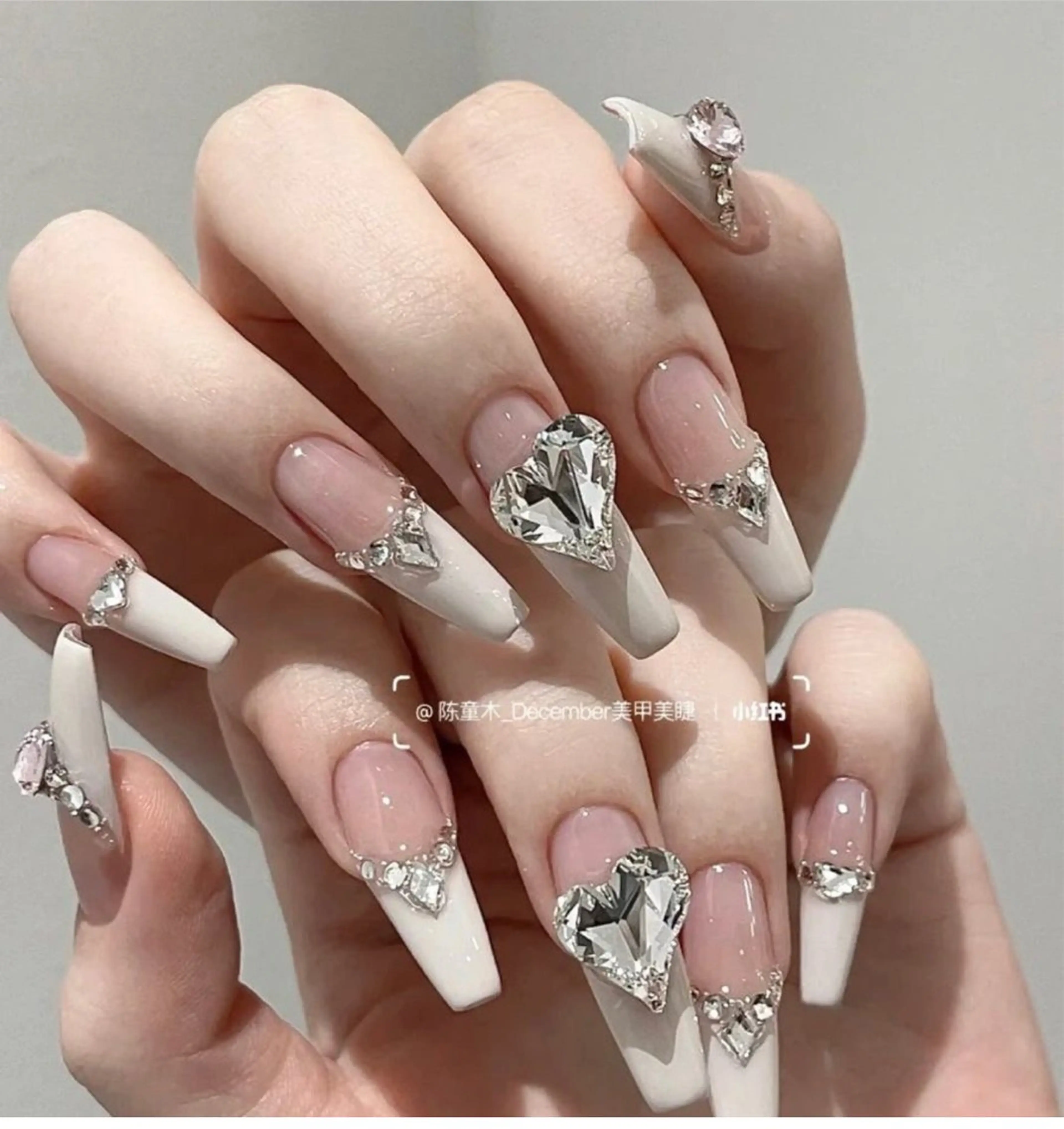 ネイル ハンドネイル HIN NAILのネイルデザイン