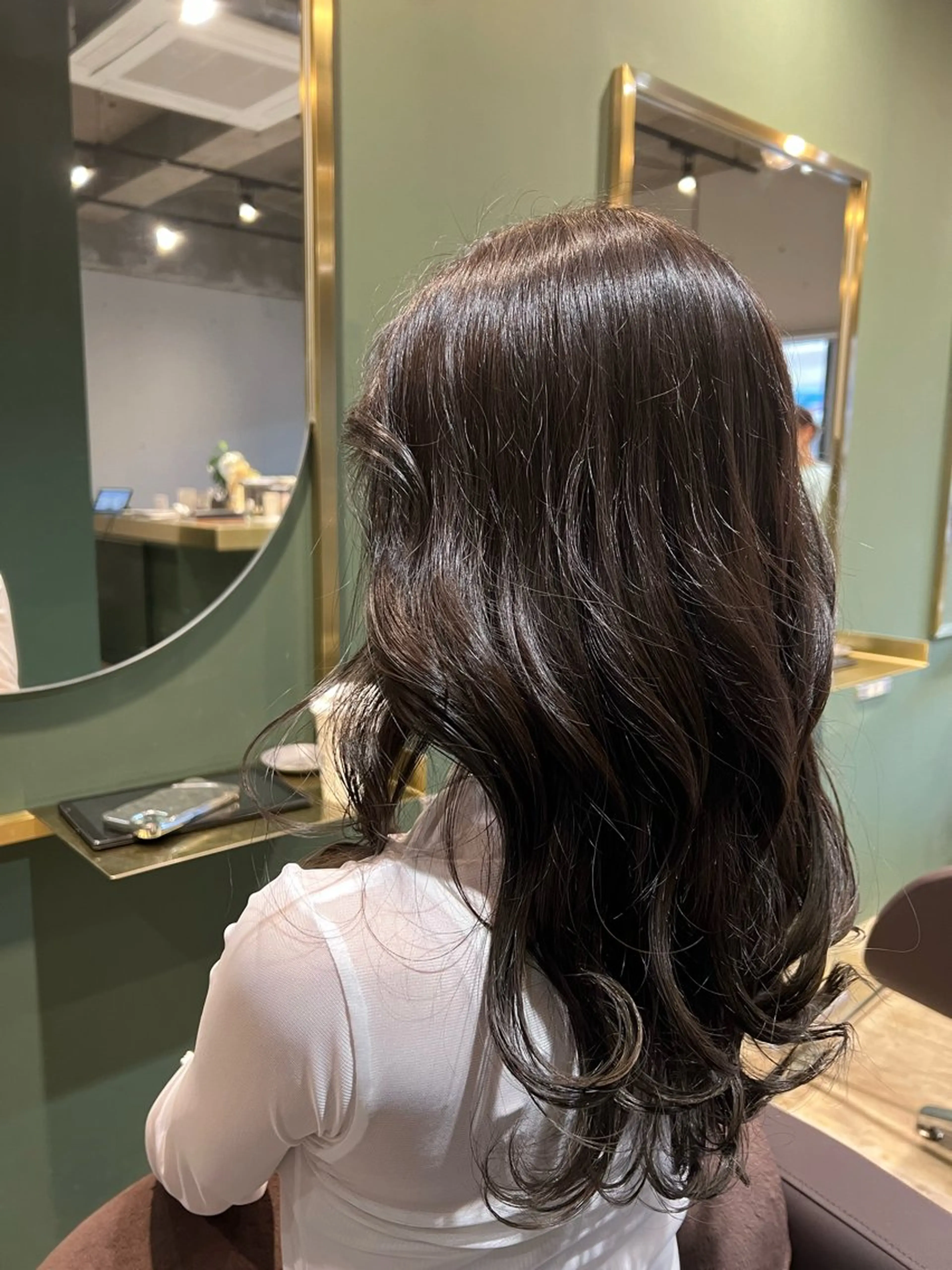 セミロング カラー アッシュ ブルーカラー ブラウンカラー ナチュラルブラウン ヘアカラー トリートメント ヘッドスパ カラースペシャリスト しょう🧑🏼‍🎨のヘアスタイル