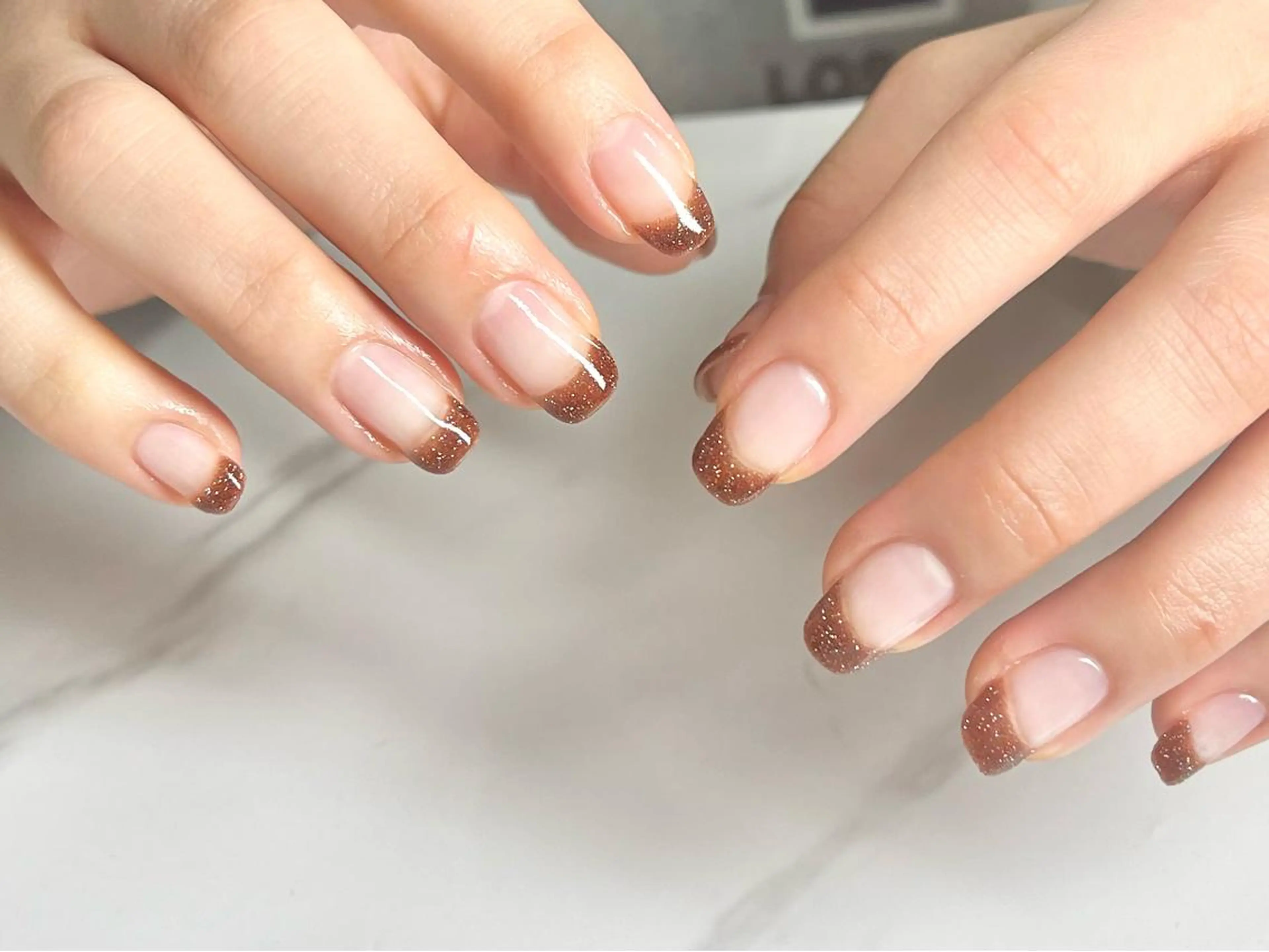 ミディアム ネイリスト シンのネイルデザイン