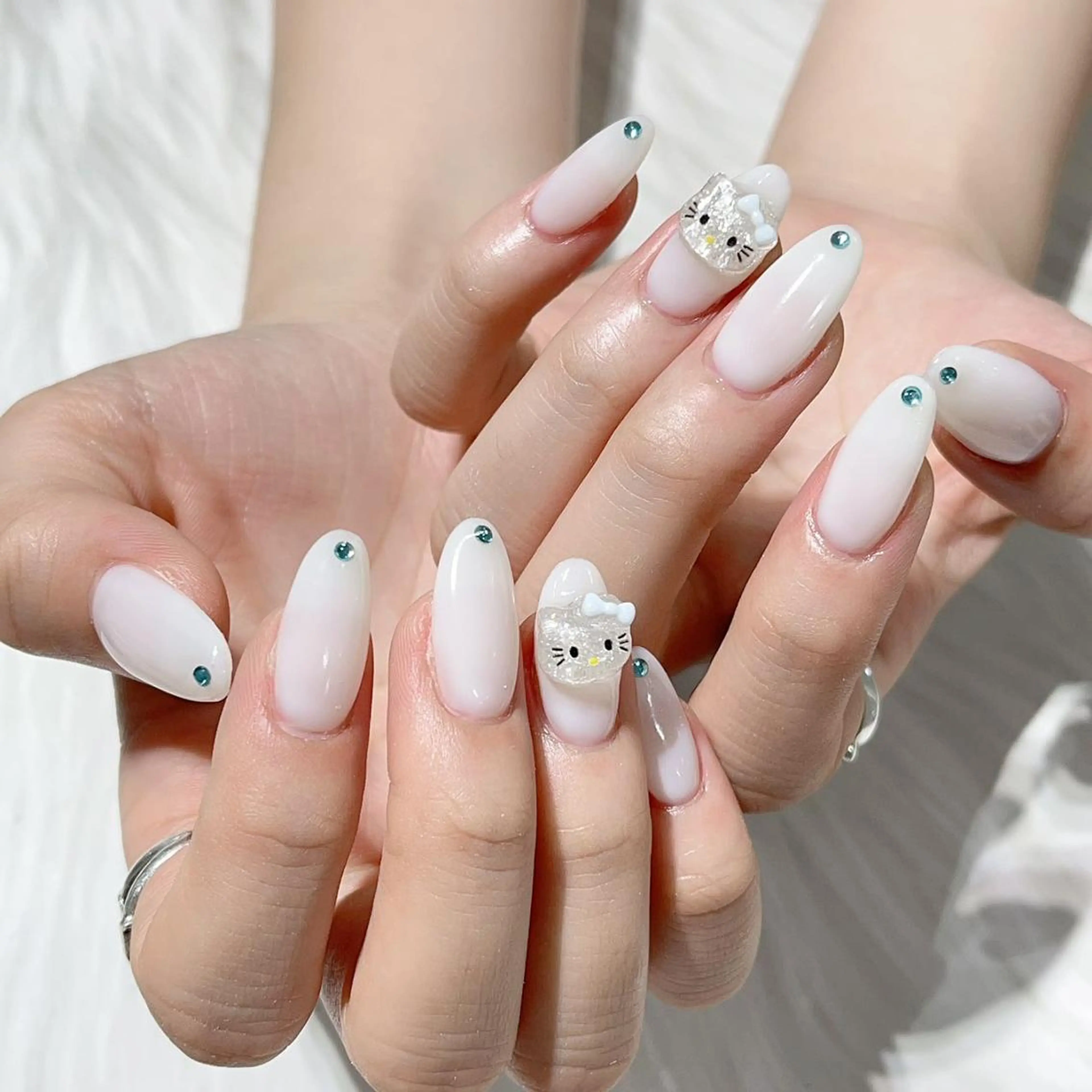 ネイル ハンドネイル Queens momoのネイルデザイン