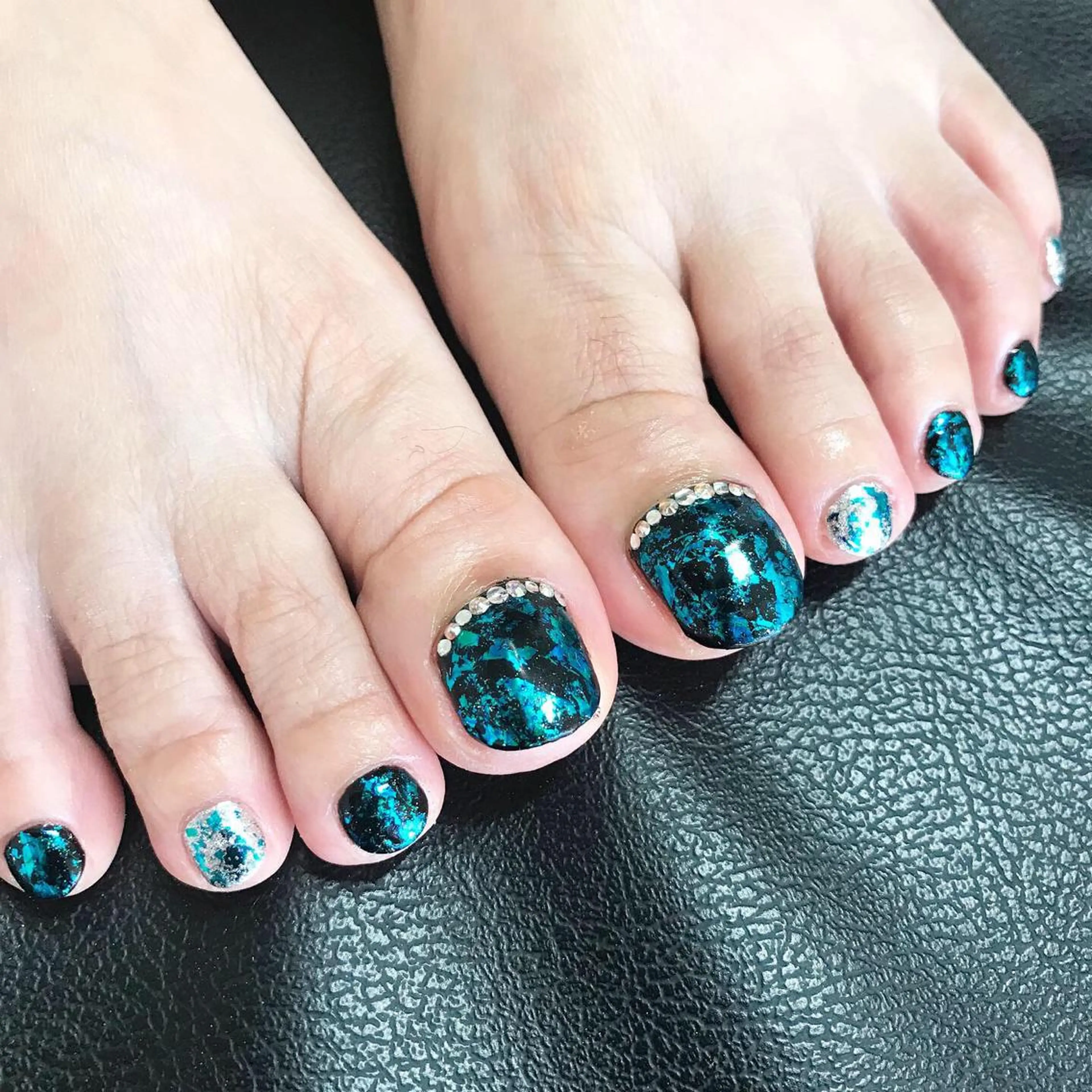 ネイル MiRanda Nail所属・MiRanda 保坂 舞のネイルデザイン