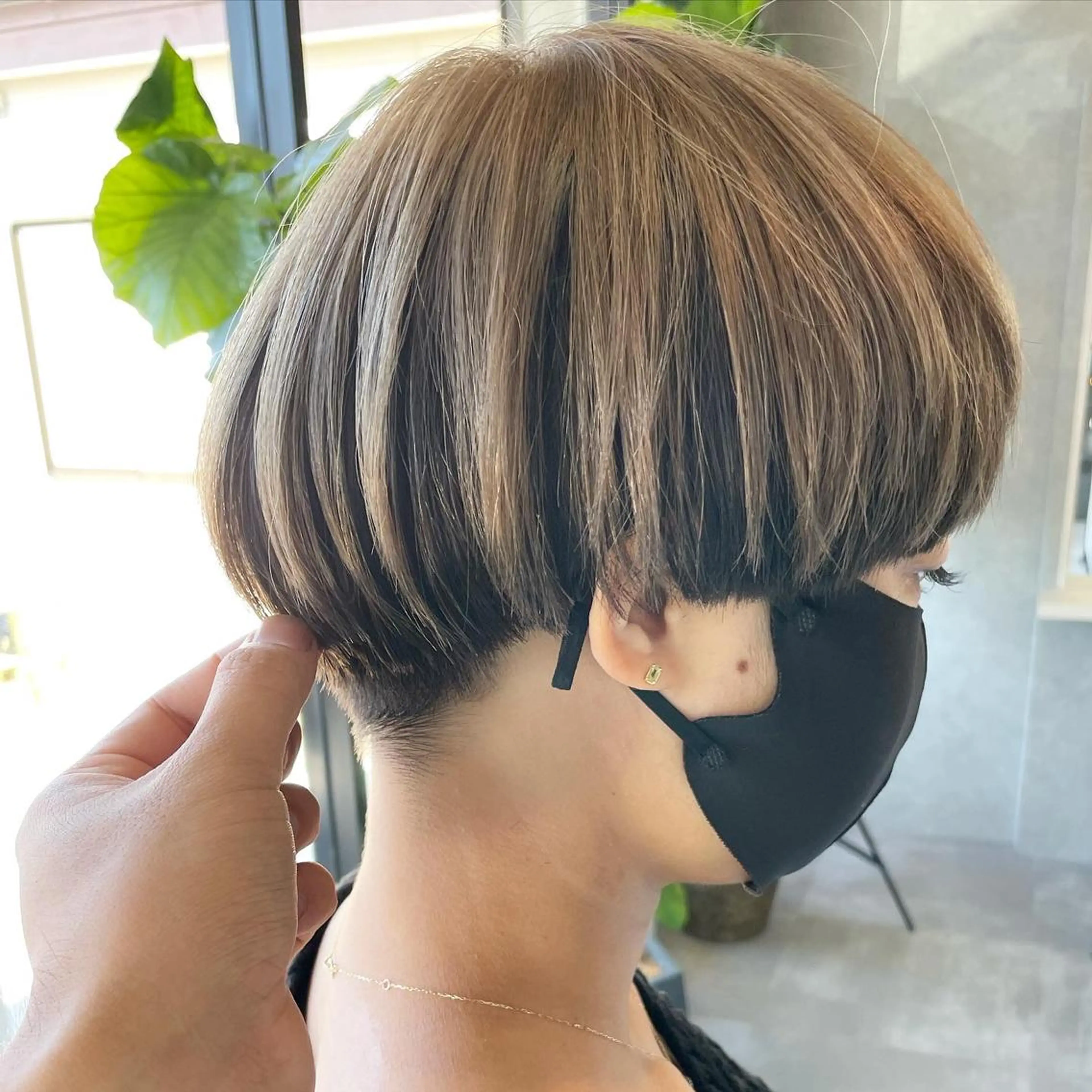 ショート ヘアカラー 河原 亮のヘアスタイル