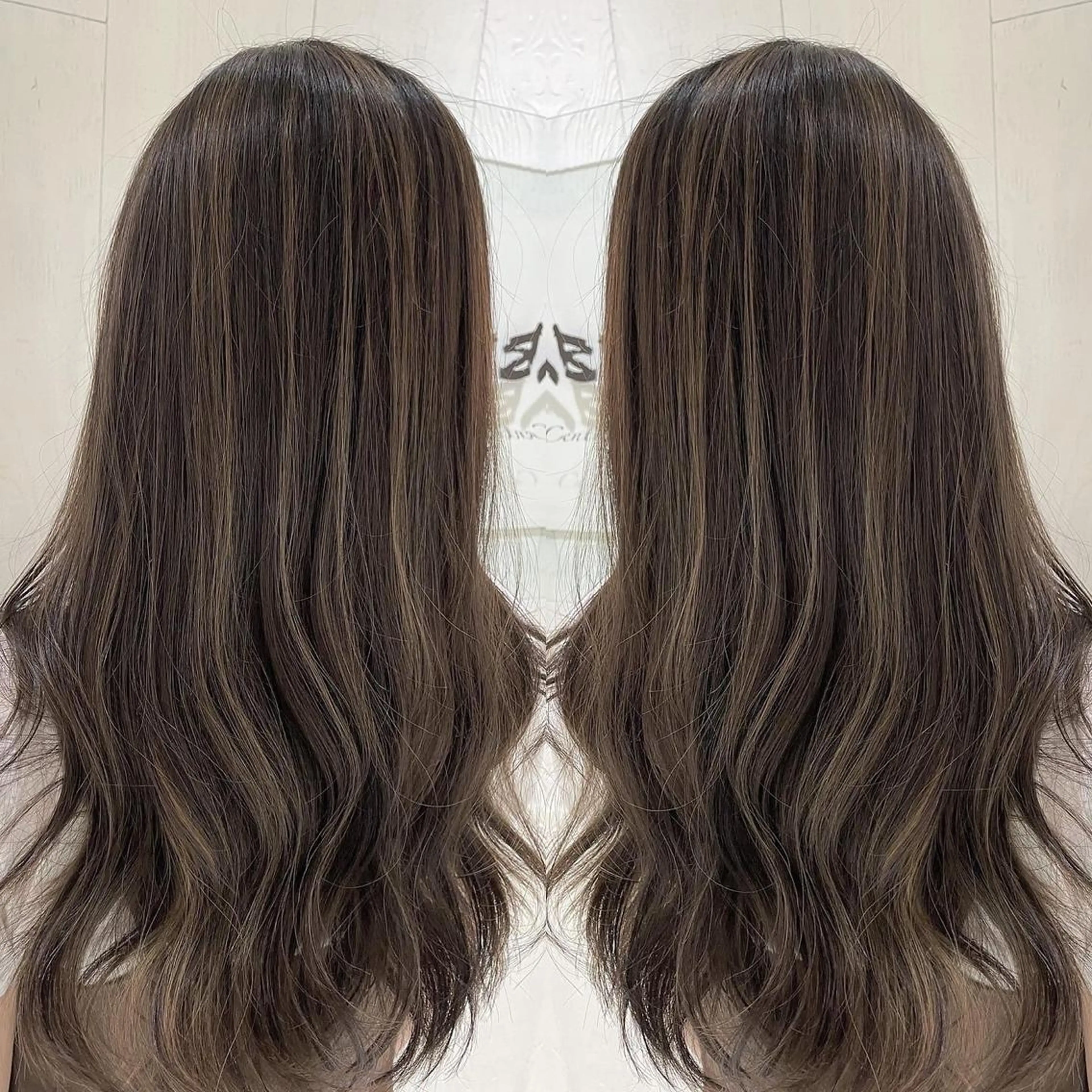 ロング カラー アッシュ ブラウンカラー 透明感カラー ハイライトカラー ナチュラルブラウン ヘアカラー トリートメント 河合秀明/ハイライト /インナーカラーのヘアスタイル