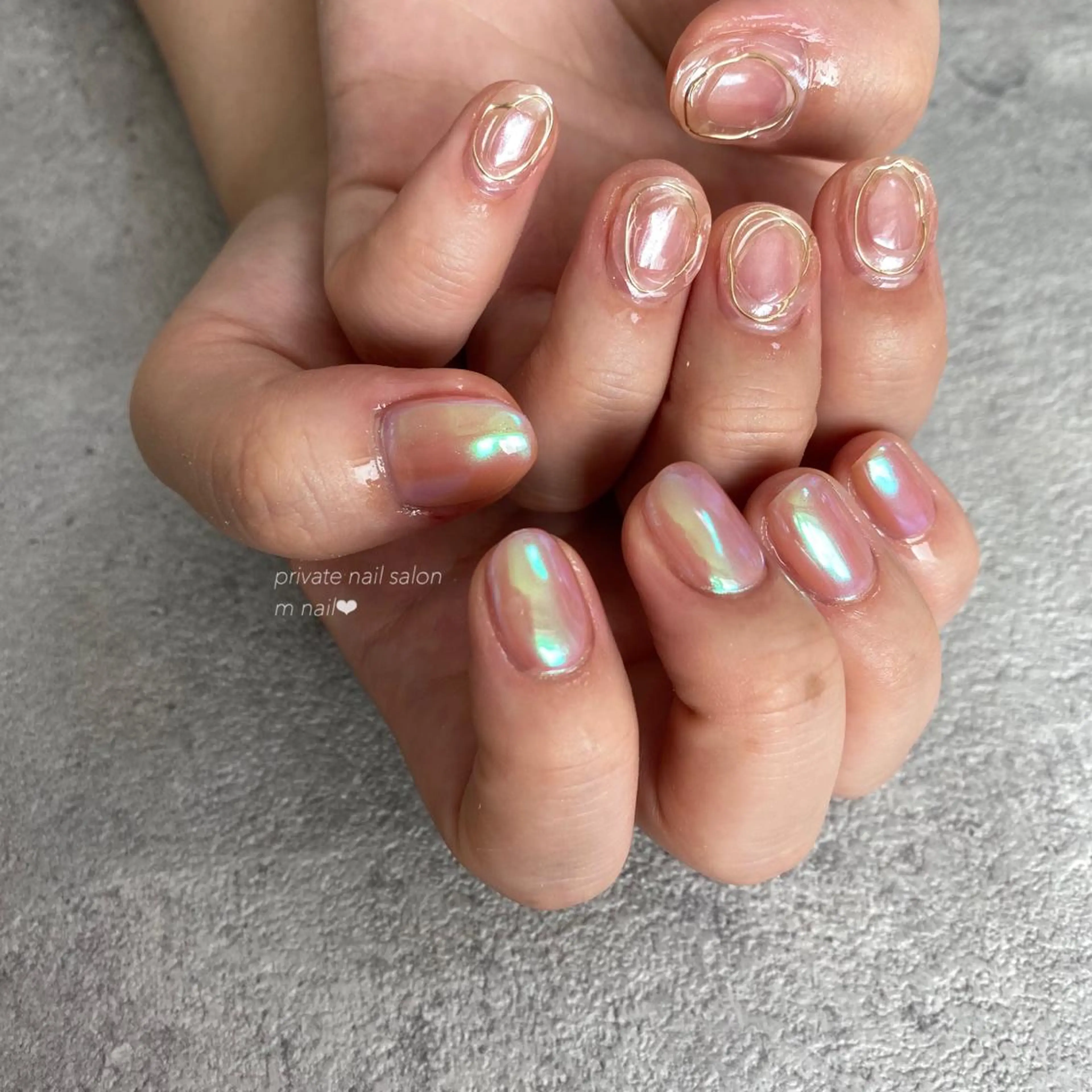 ネイル オーロラネイル ハンドネイル 小河原 舞のネイルデザイン