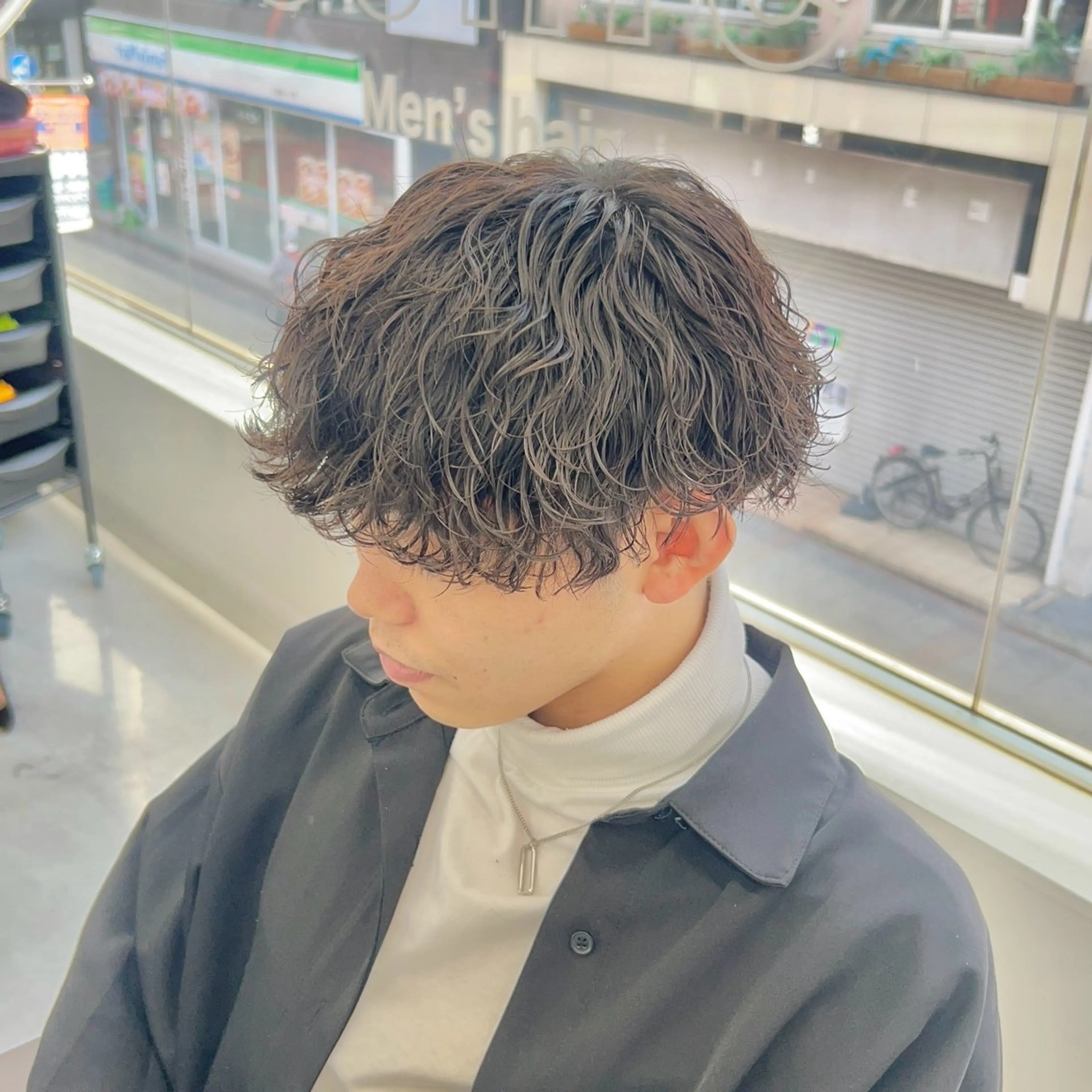 【周りと差をつけるパーマ‼️】シャドウパーマの写真