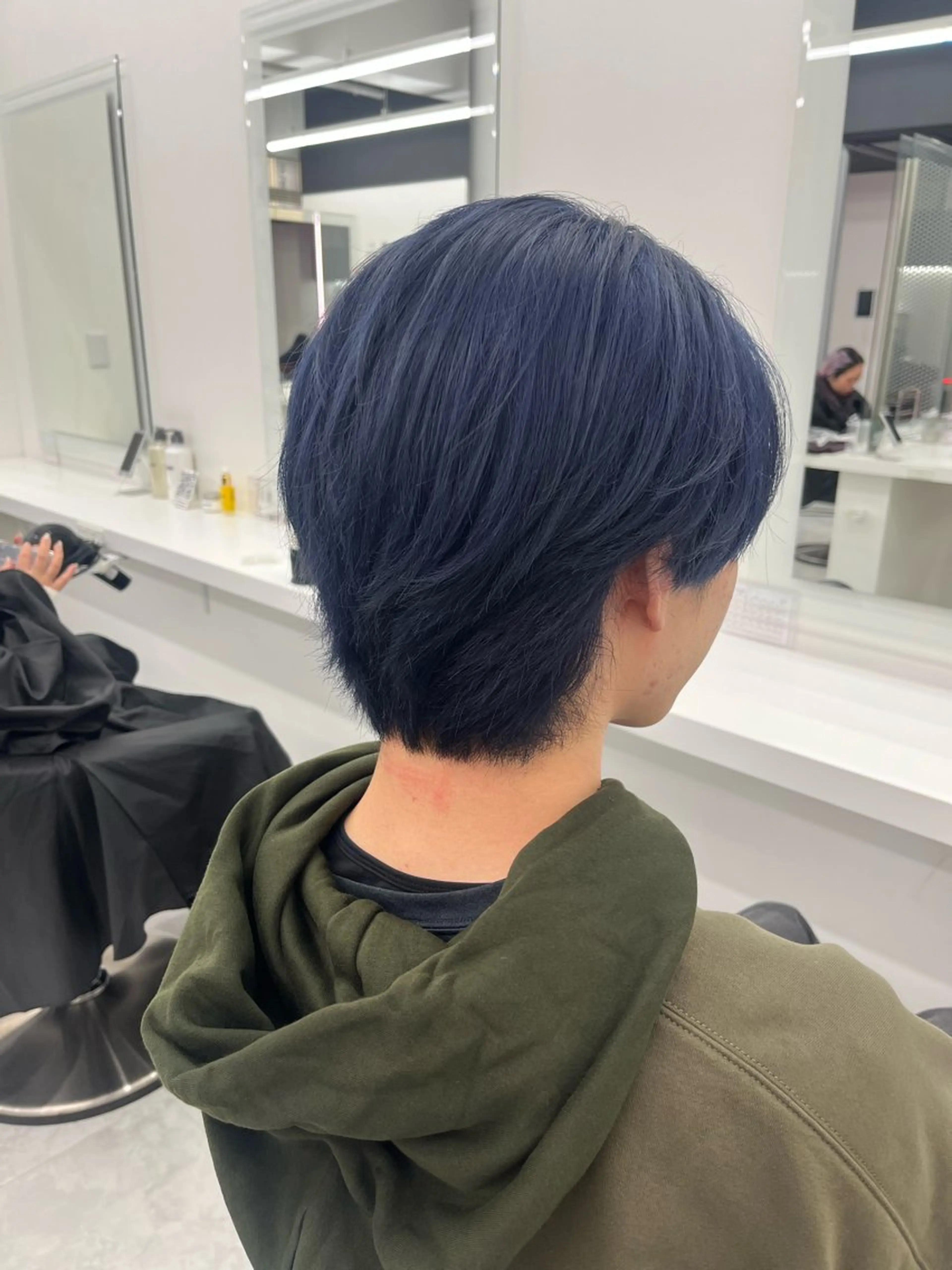 ショート カラー メンズ ブルーカラー ヘアカラー トリートメント 💖トレンド夏 カラー💖FUTAのヘアスタイル