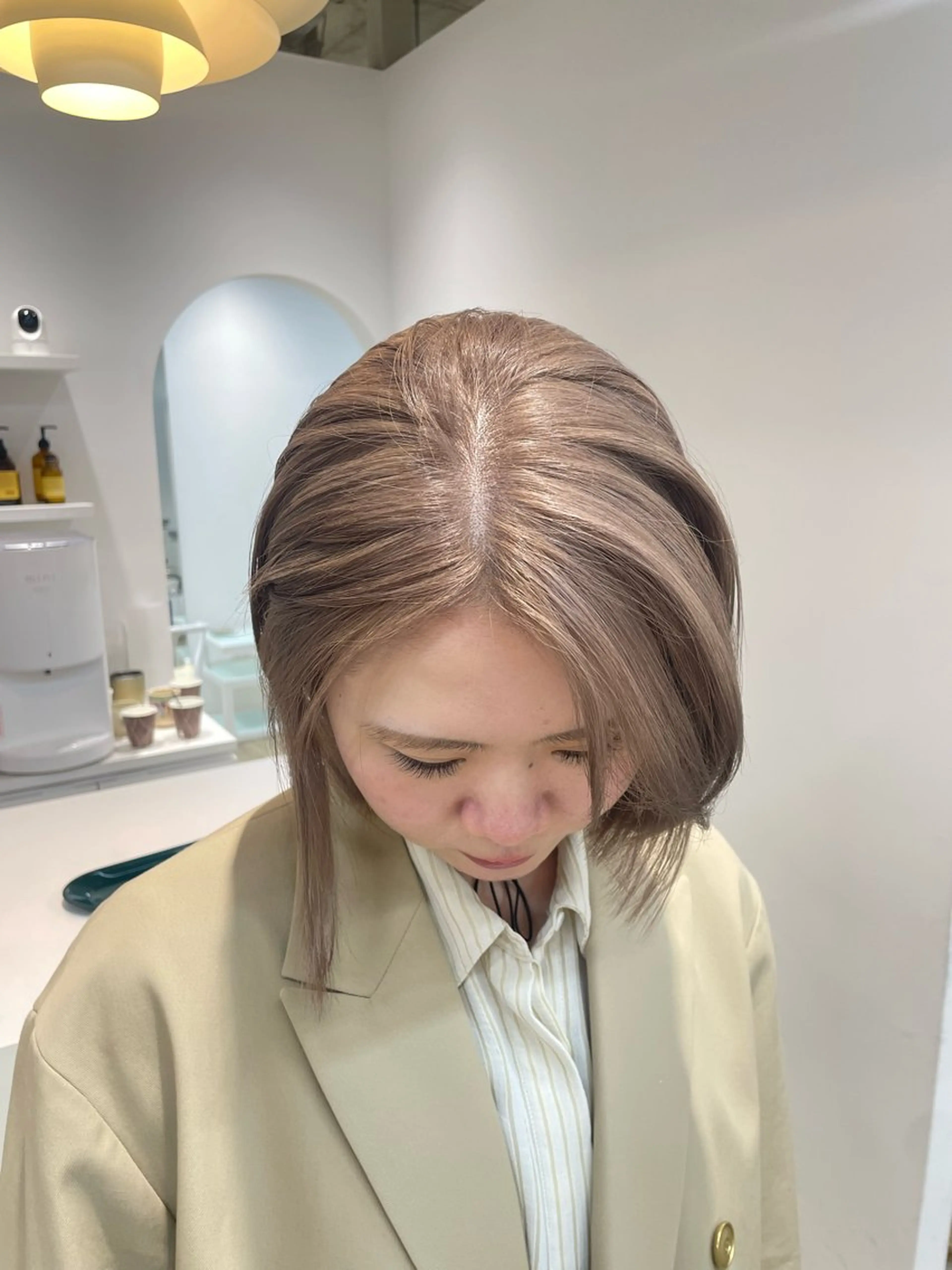 ショート カラー ブリーチ カット ヘアカラー H I ＮＡのヘアスタイル