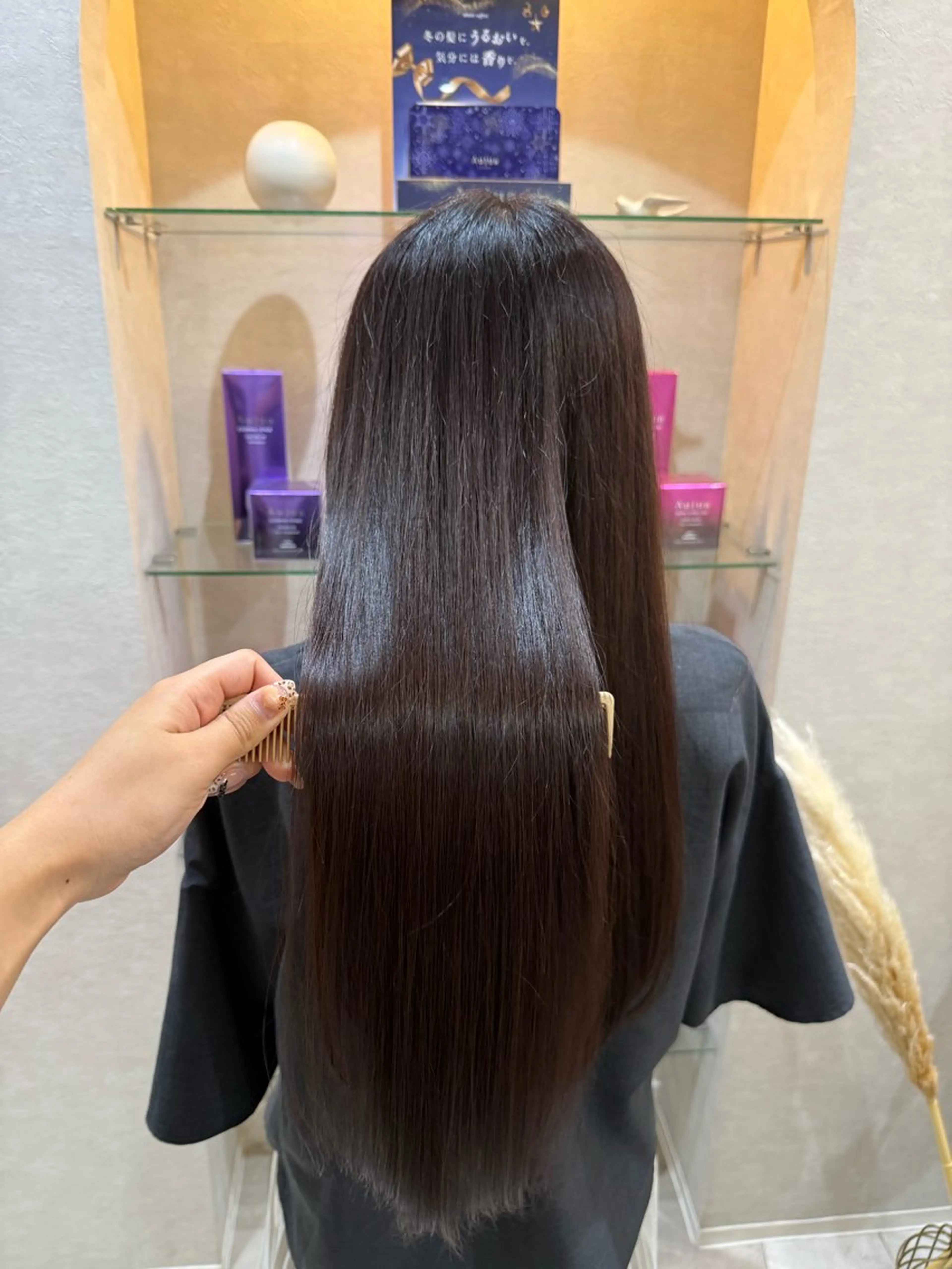 ロング トリートメント ゆうな/艶髪/ 透明感カラーのヘアスタイル