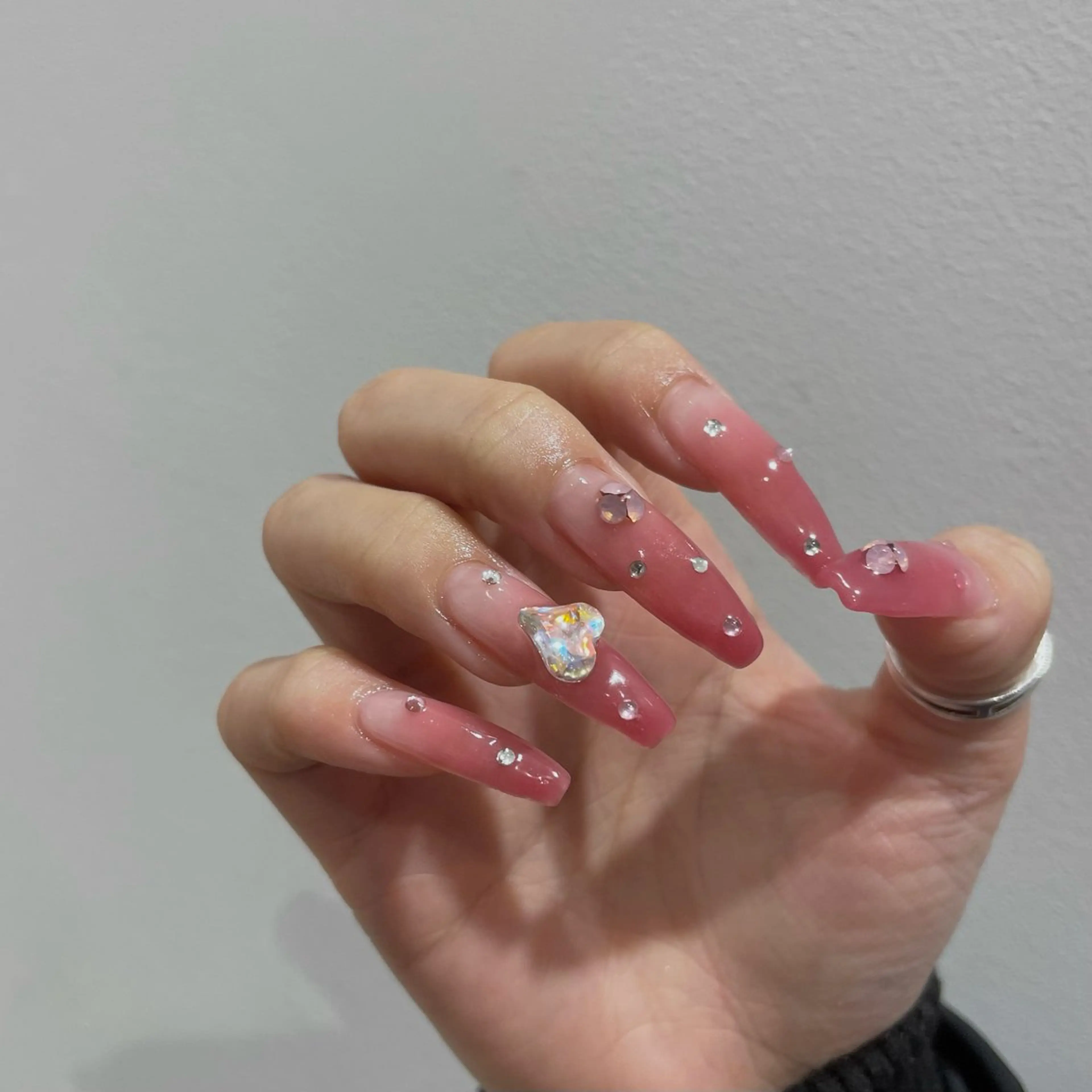 ネイル ハンドネイル rig nail草加店所属・松本 紋世のネイルデザイン