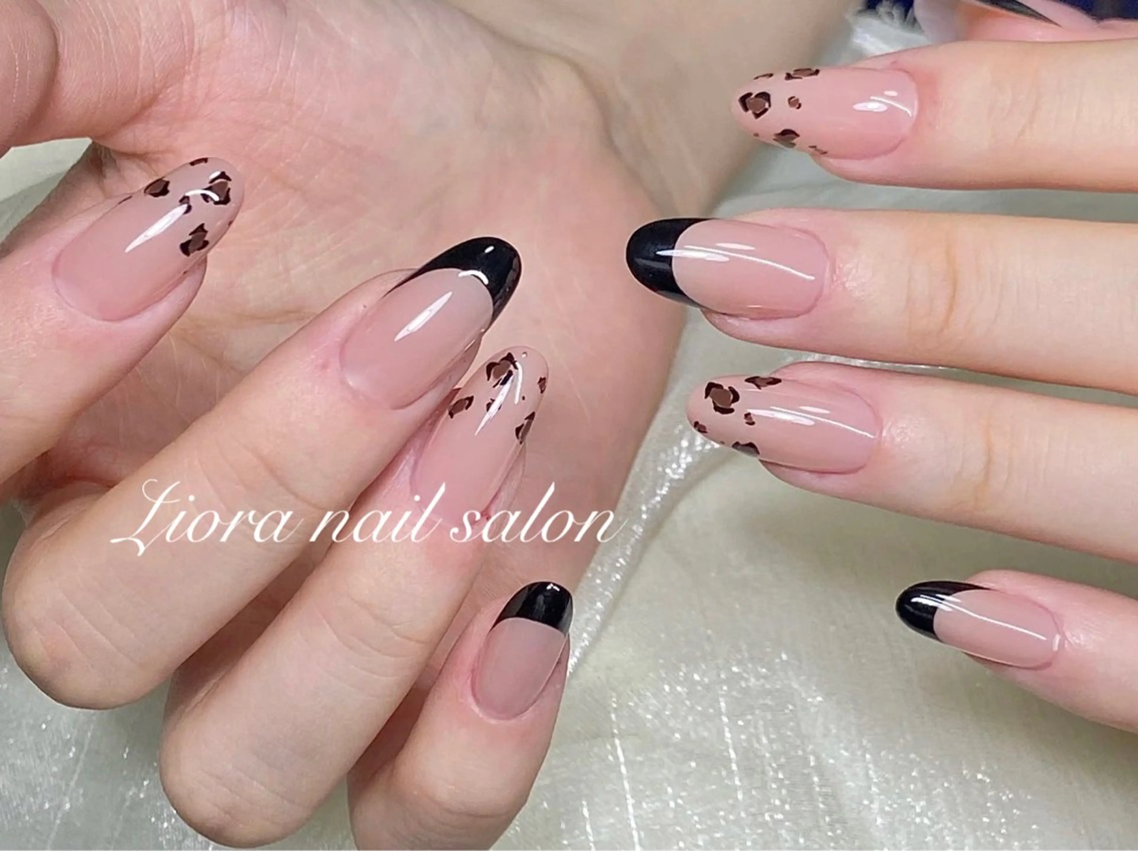 ネイル フレンチネイル ジェルネイル ガーリー グラデーション キラキラネイル ハンドネイル Liora ネイルサロン所属・Liora nail salonのネイルデザイン