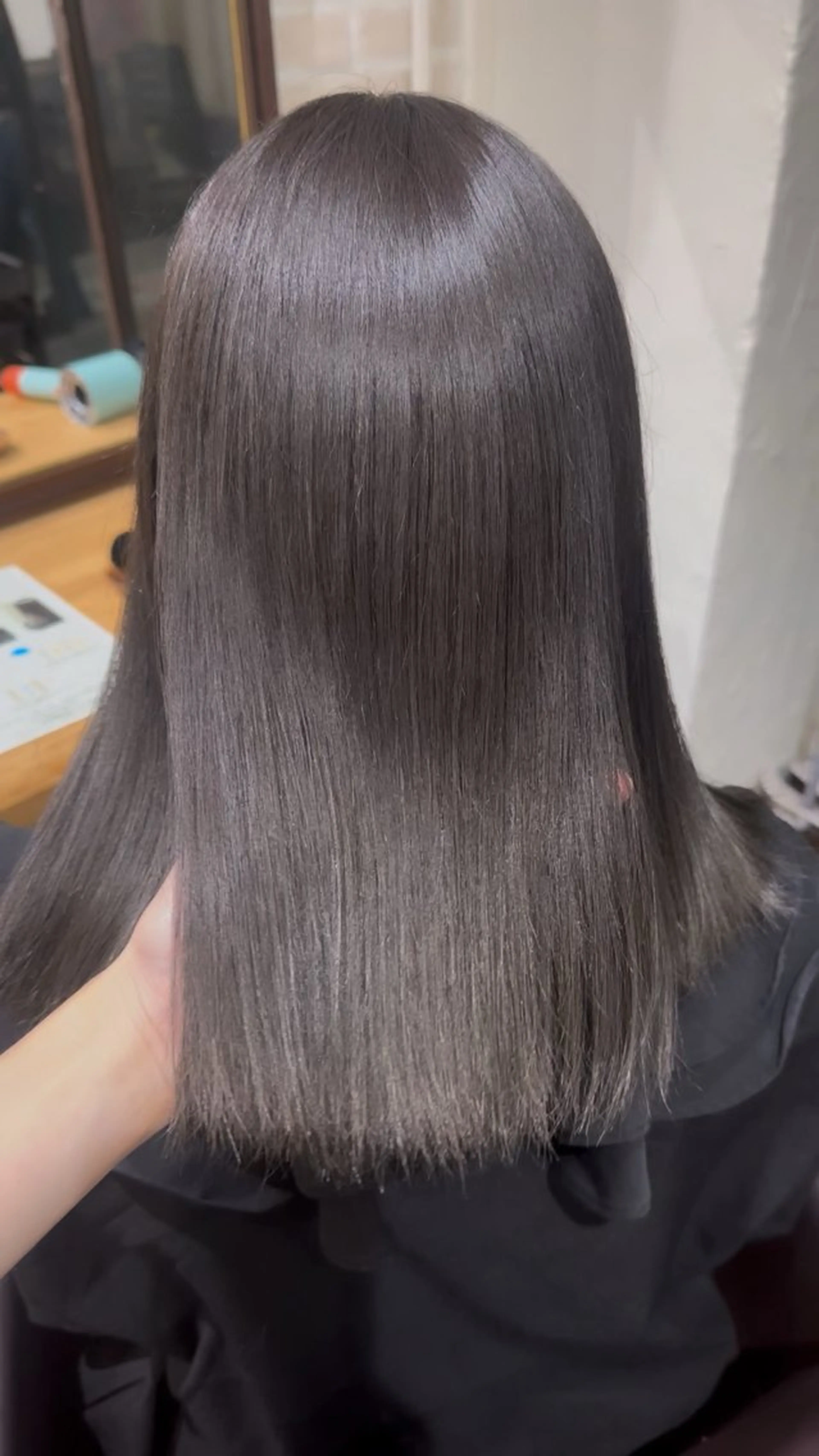 ミディアム ヘアカラー トリートメント Mao Maoのヘアスタイル