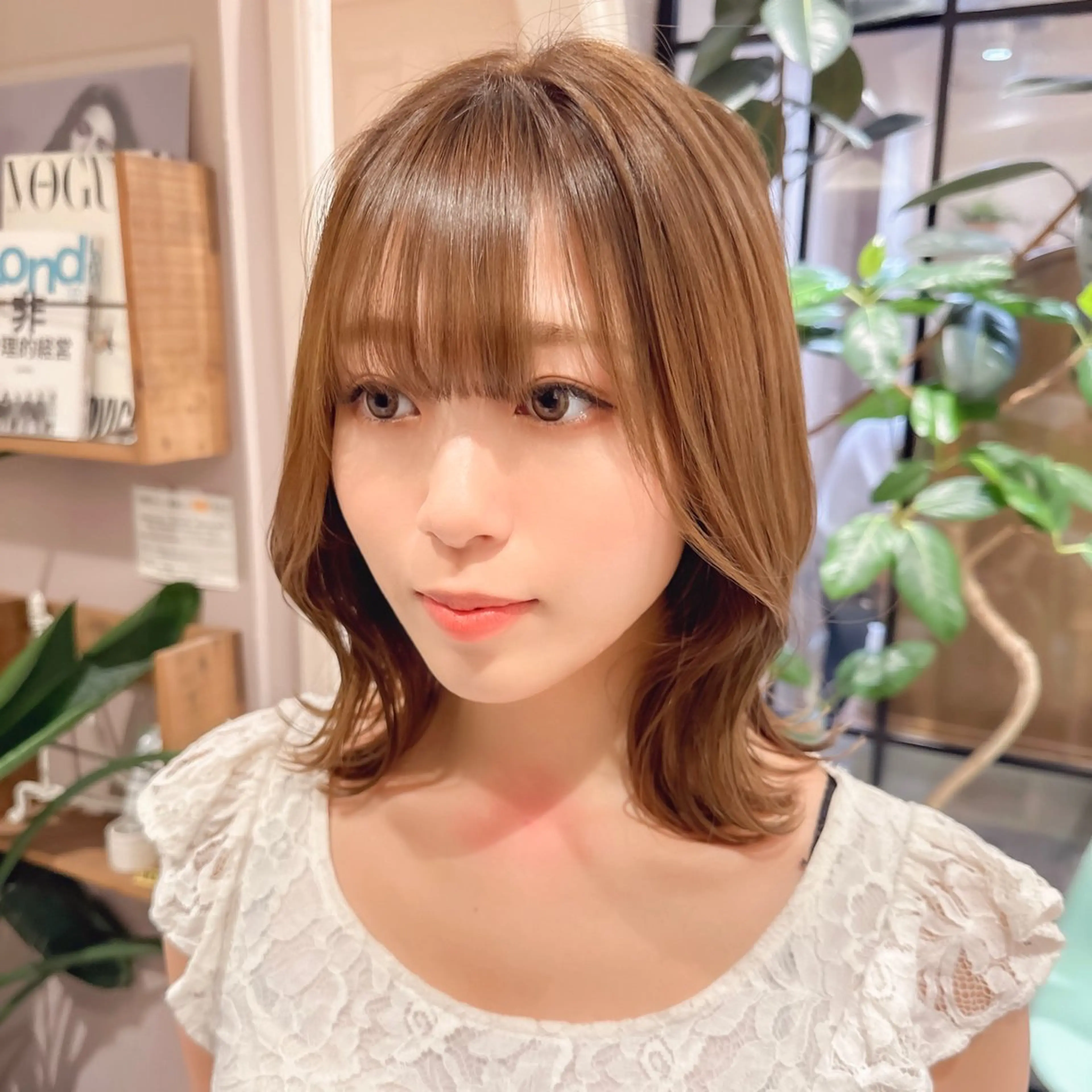 ミディアム カット ヘアカラー トリートメント ボブ韓国風レイヤー 錦糸町/畠中ケントのヘアスタイル