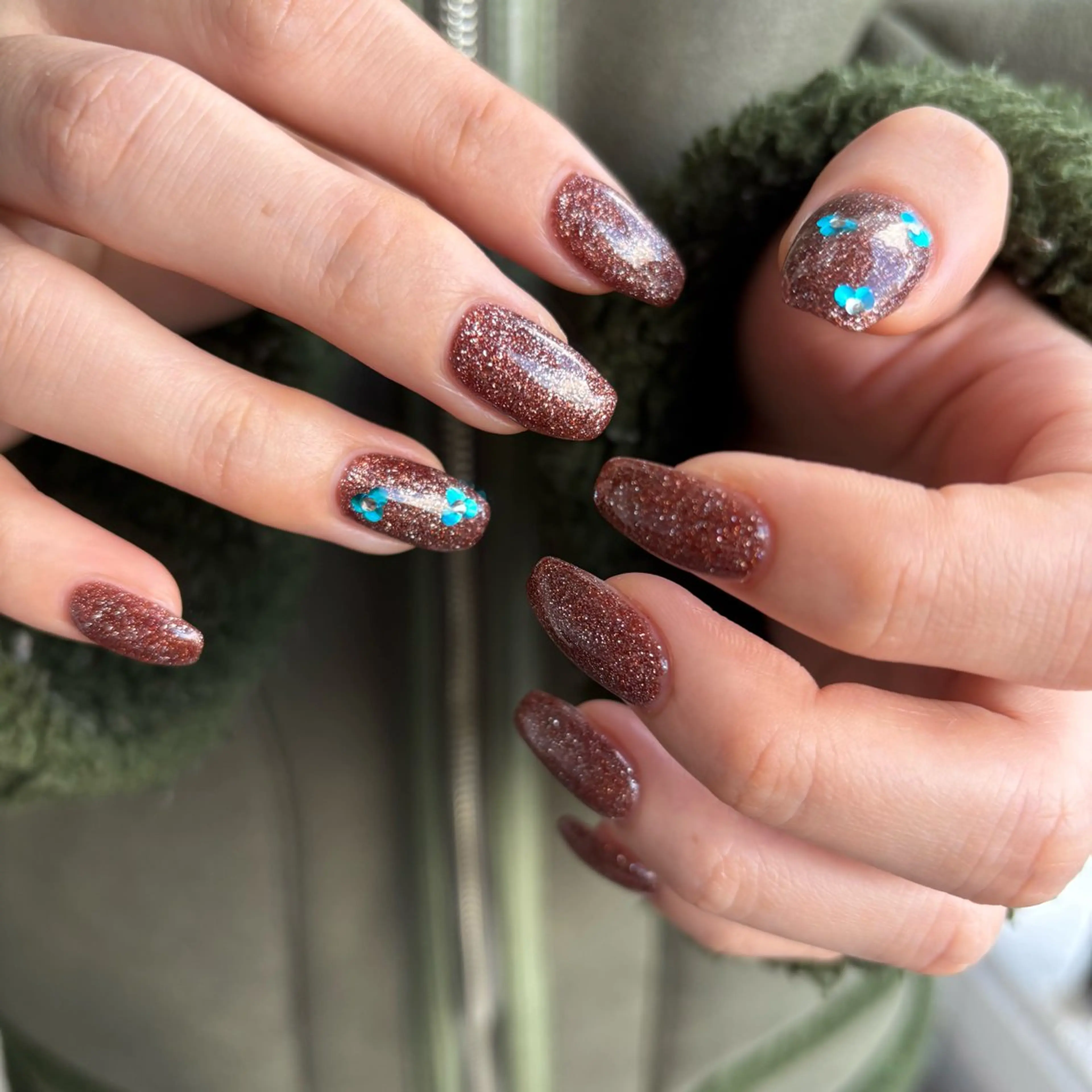 ネイル ハンドネイル カメレオン京橋🌻 草葉由佳のネイルデザイン