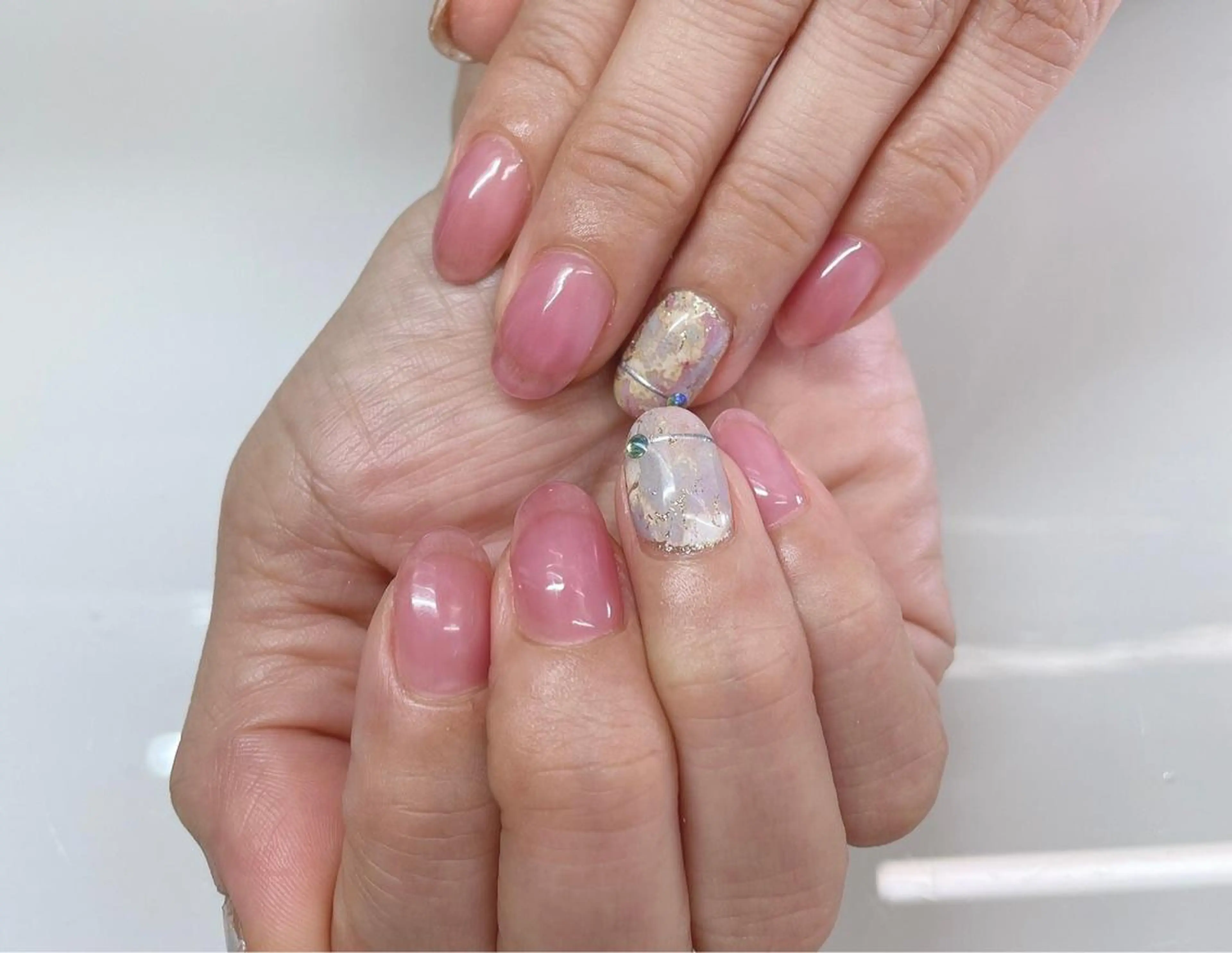 ネイル フットネイル グリーン オフィスネイル ワンカラーネイル 春ネイル Lily Roseスタッフ一同のマツエク・マツパデザイン