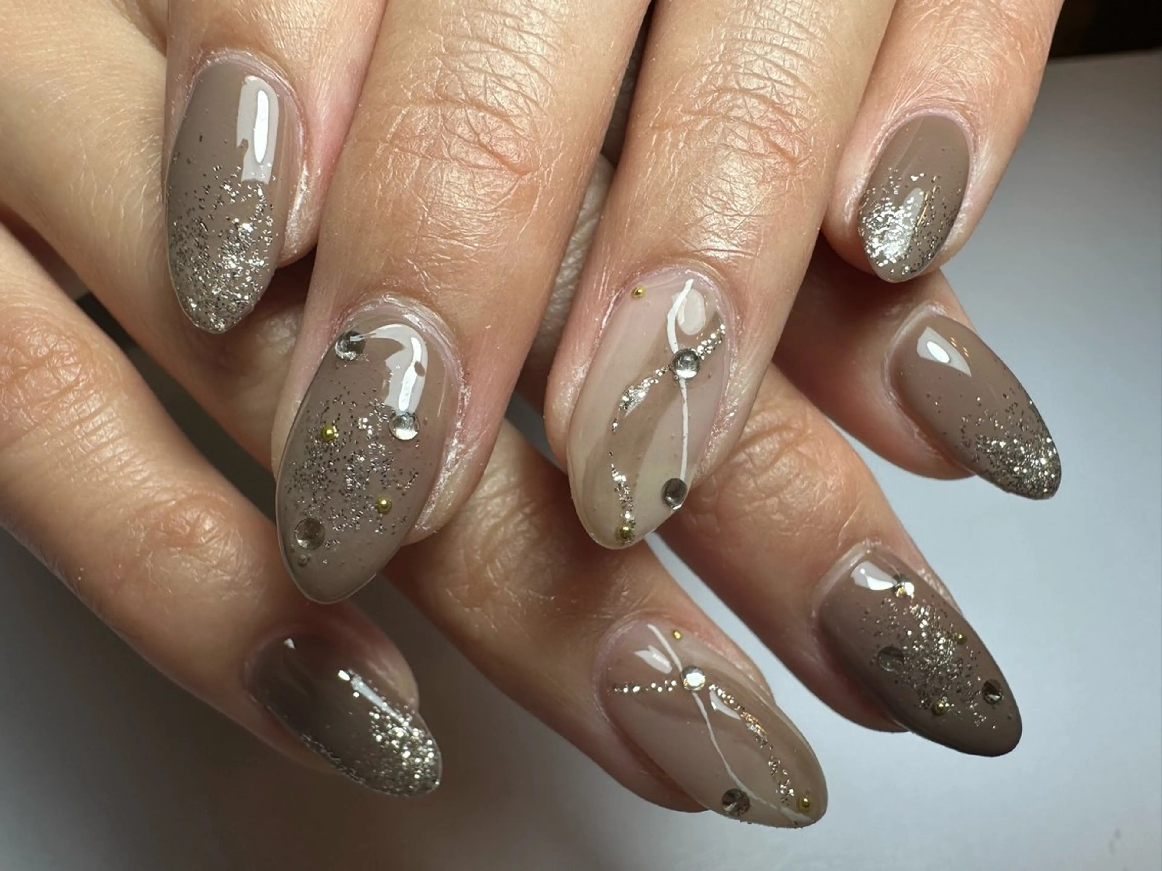 ミディアム ハンドネイル shandy nail所属・shandy nailのネイルデザイン