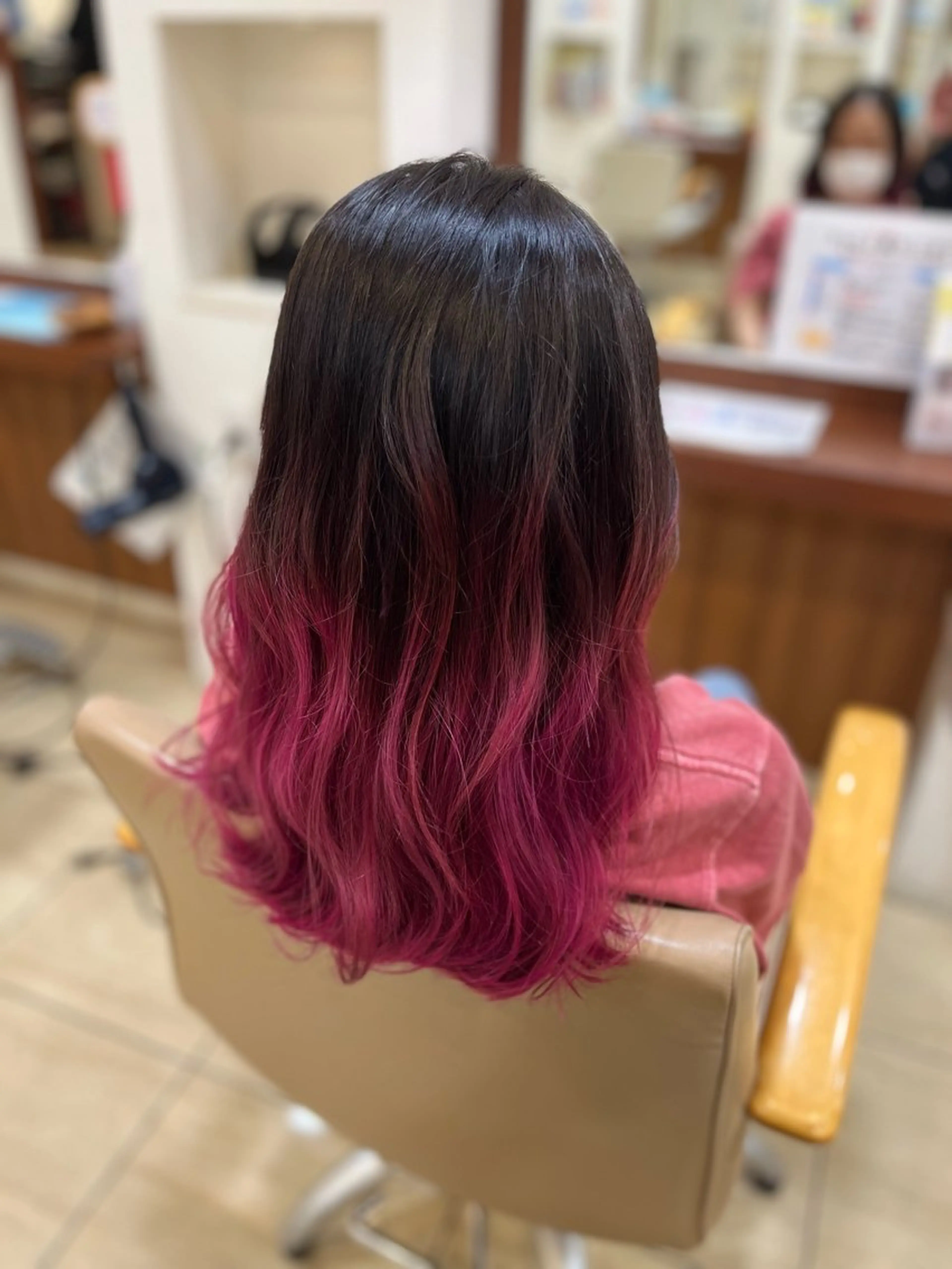 🌟似合わせカット＋ケアブリーチ＋艶カラー🌟（2回ブリーチは追加料金あり）の写真