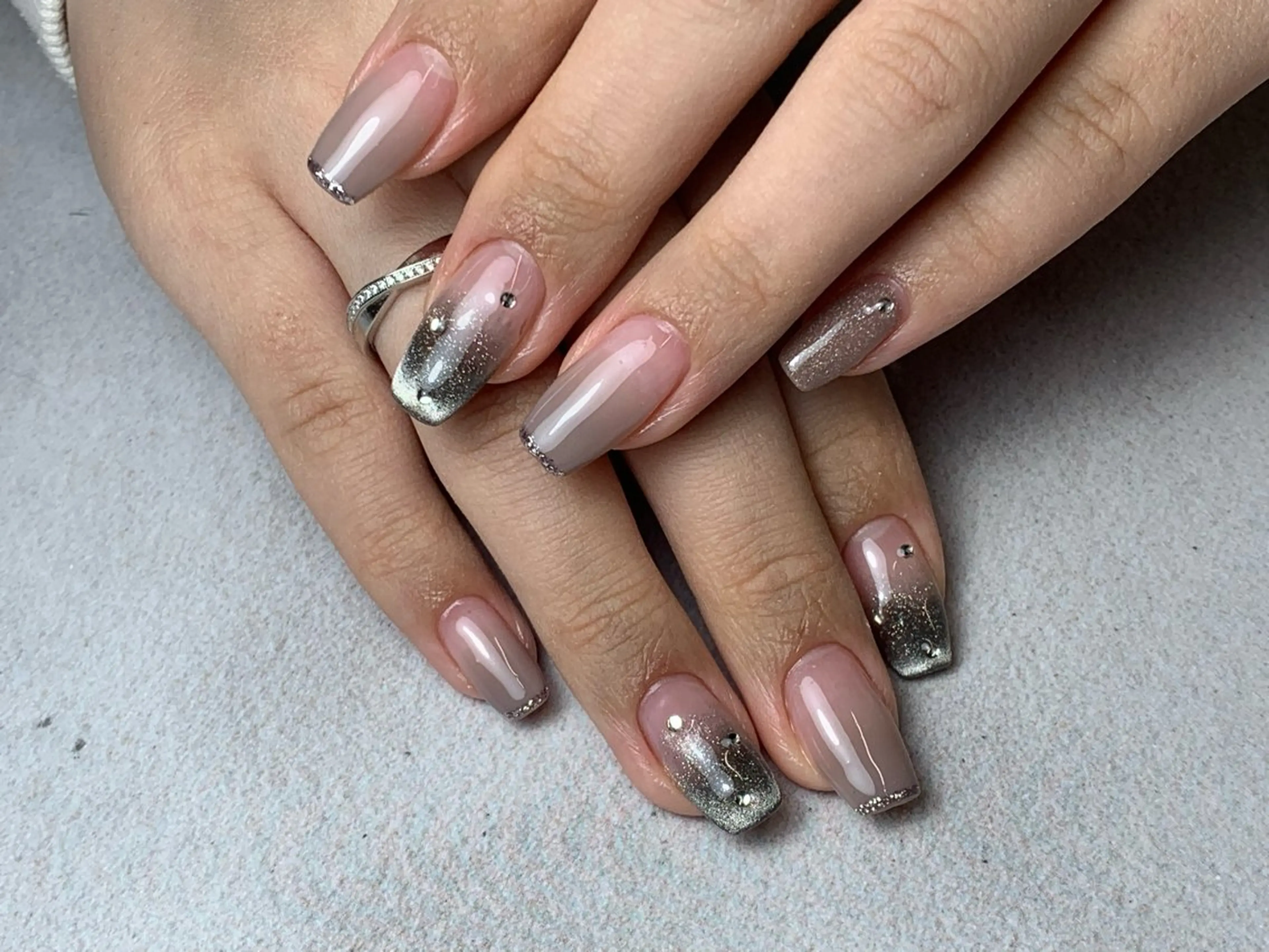 ネイル ハンドネイル KARMA salonのネイルデザイン