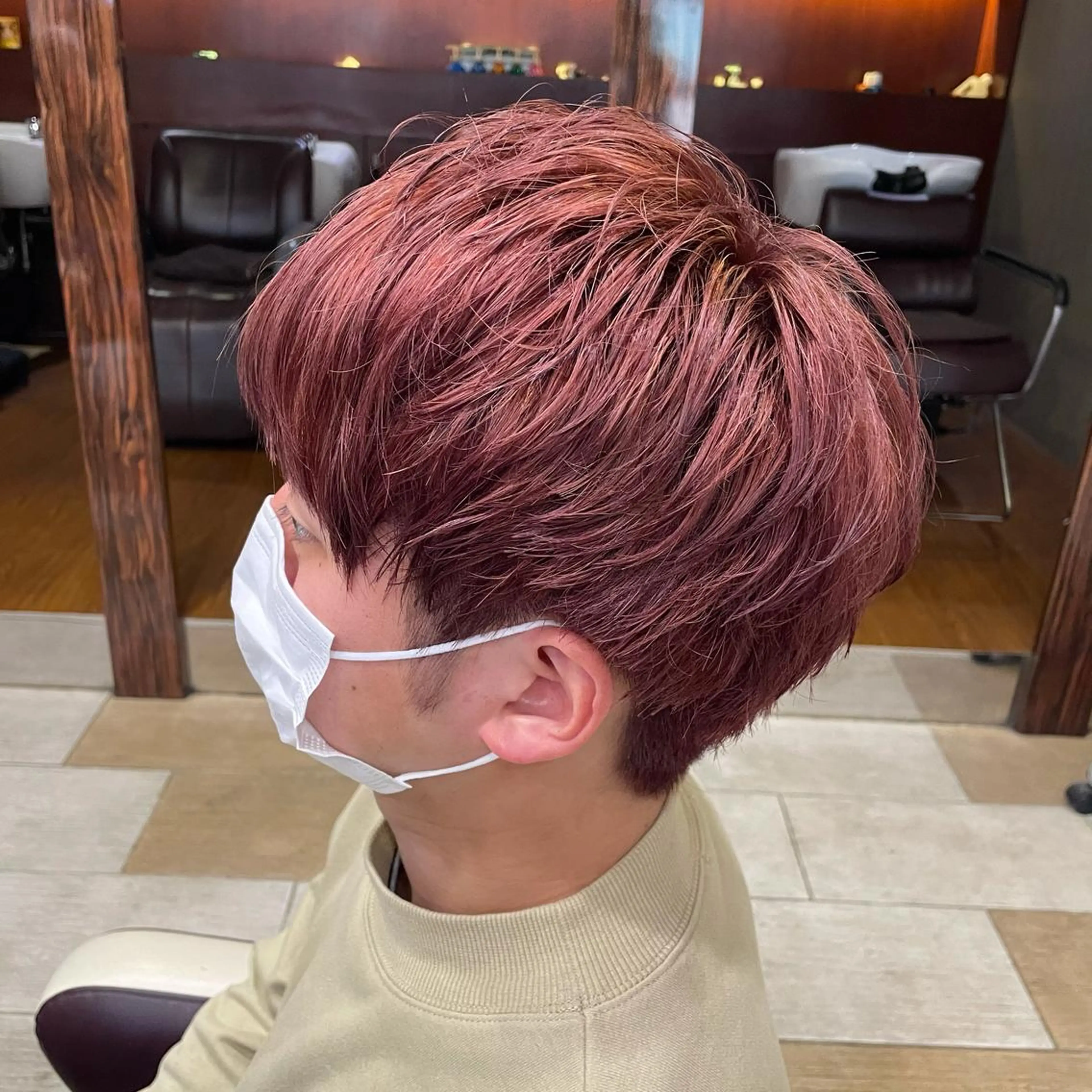 ショート カラー メンズ メンズブリーチ ブリーチ ヘアカラー トリートメント ツイスパ/メンズ特化 🦋𝑺𝑶𝑵𝑬の眉毛・アイブロウイメージ