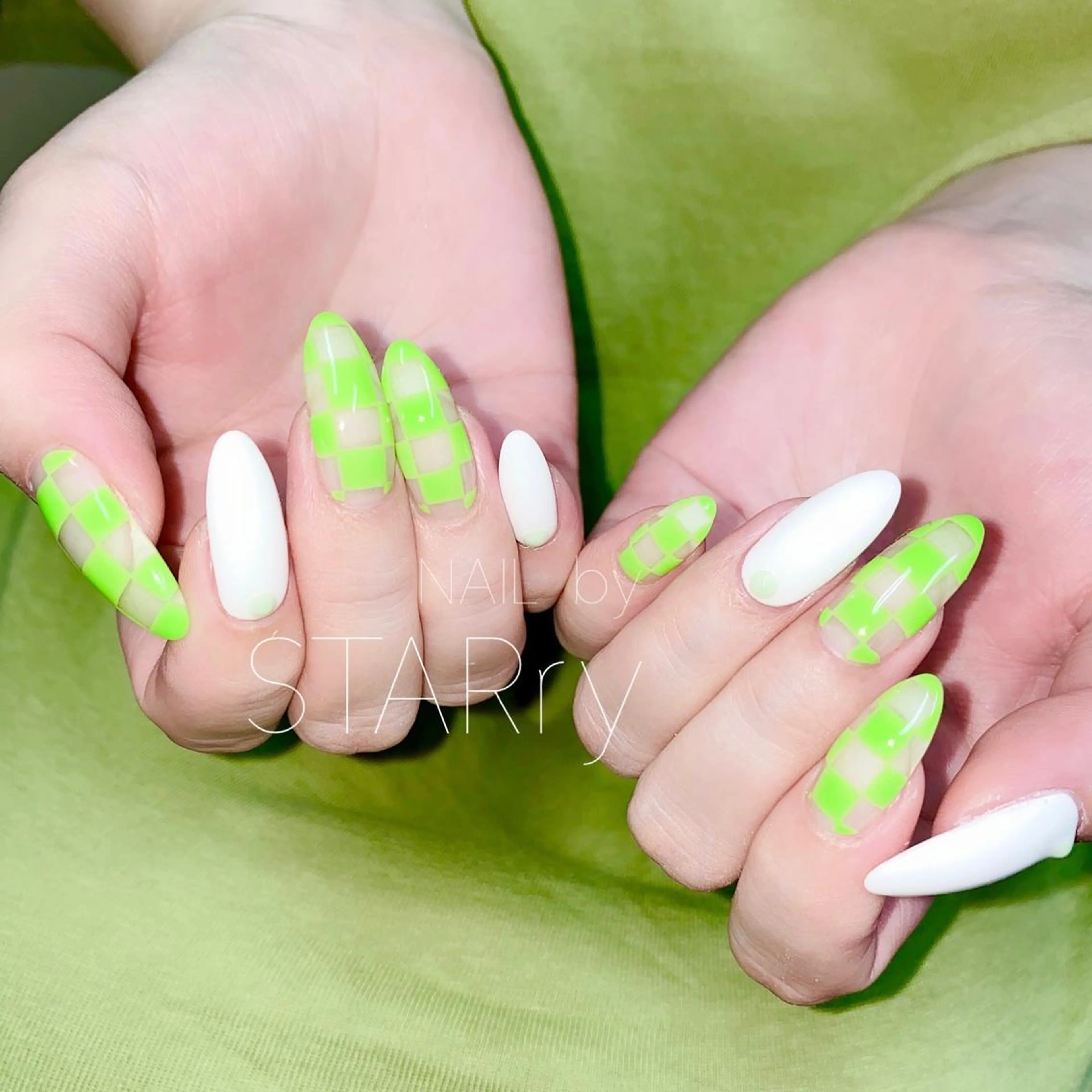 ネイル アートネイル ジェルネイル ニュアンスネイル パラジェル NAIL by STARry 川口のネイルデザイン