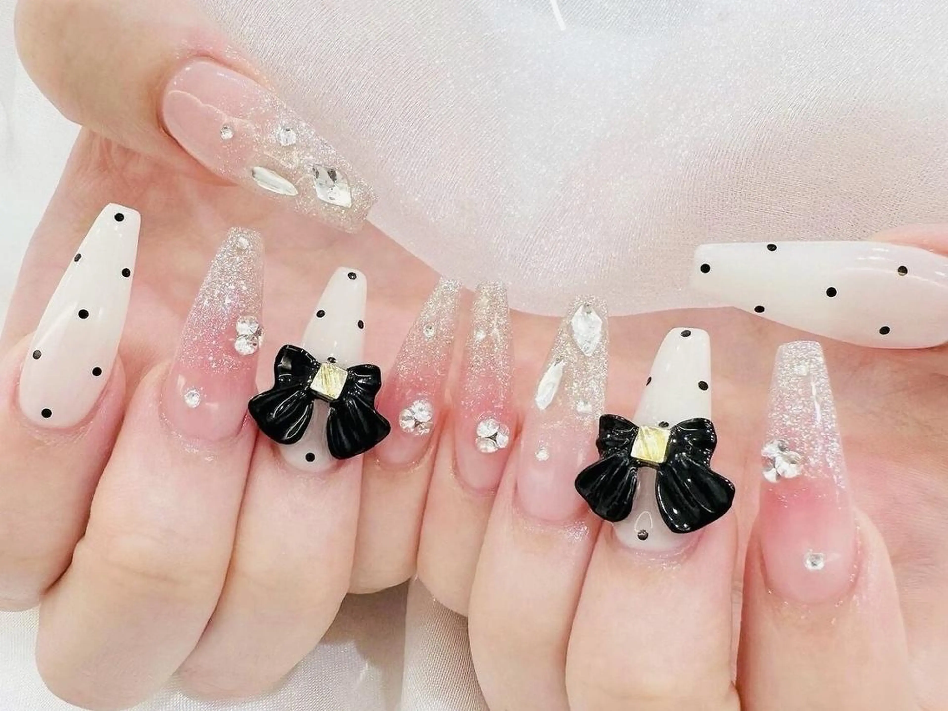 ネイル Salute本店 森崎友紀恵のネイルデザイン