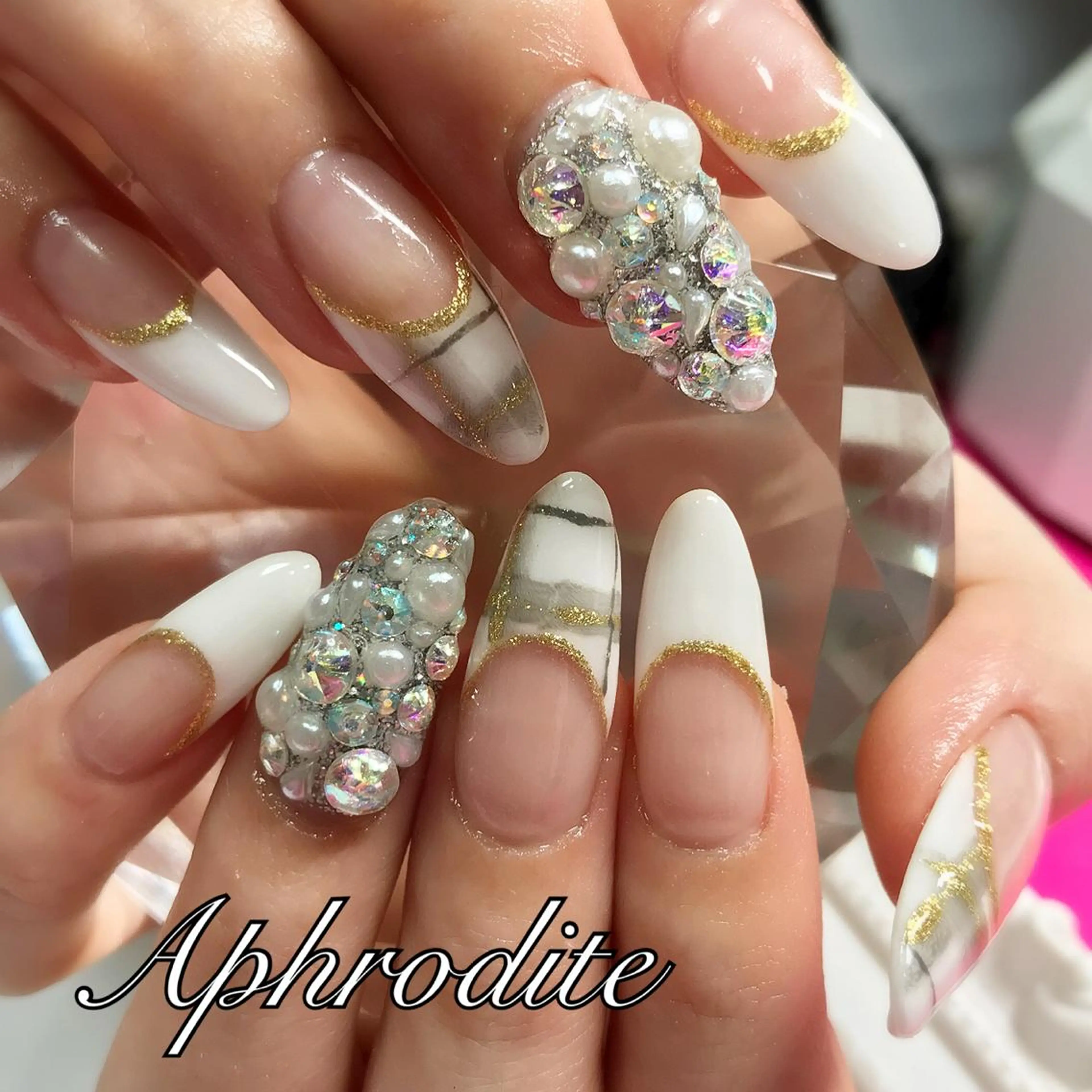 ネイル APHRODITE Nagisaのネイルデザイン