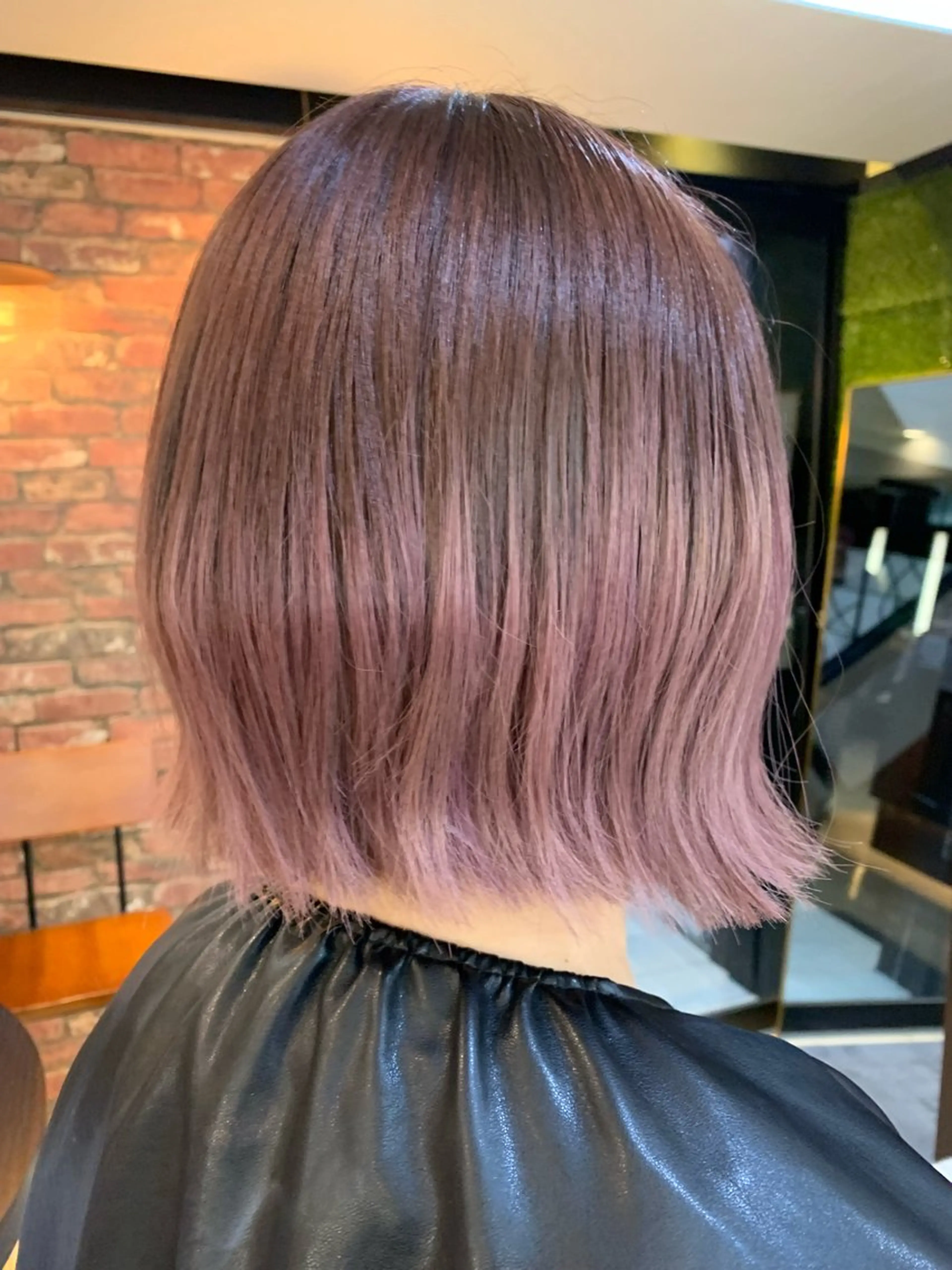 ミディアム カラー ブリーチ ヘアカラー トリートメント 石垣廣乃 /Hironoのヘアスタイル