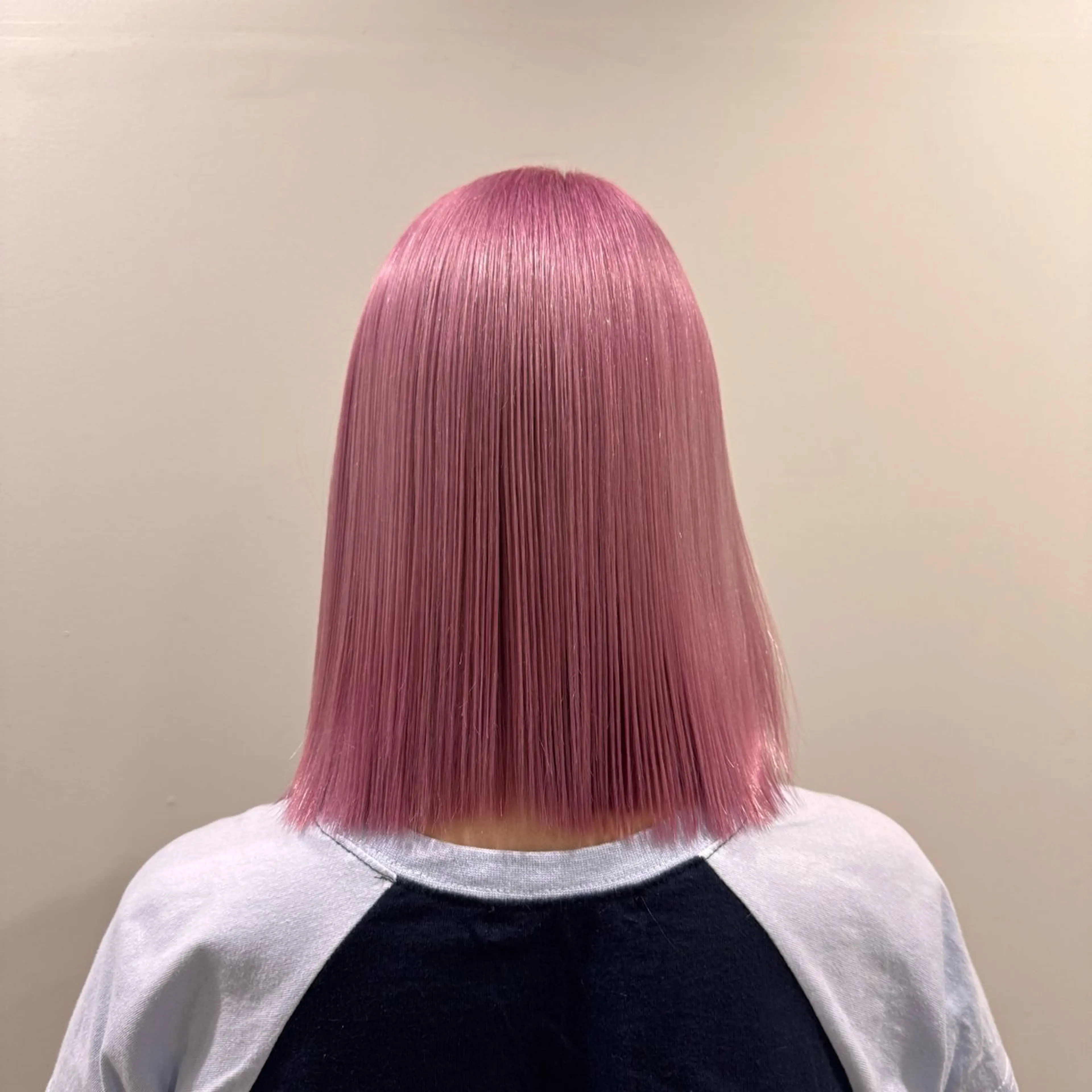 ミディアム カラー ヘアカラー トリートメント ヘッドスパ ブリーチカラー🦖 岡部木乃夏のヘアスタイル