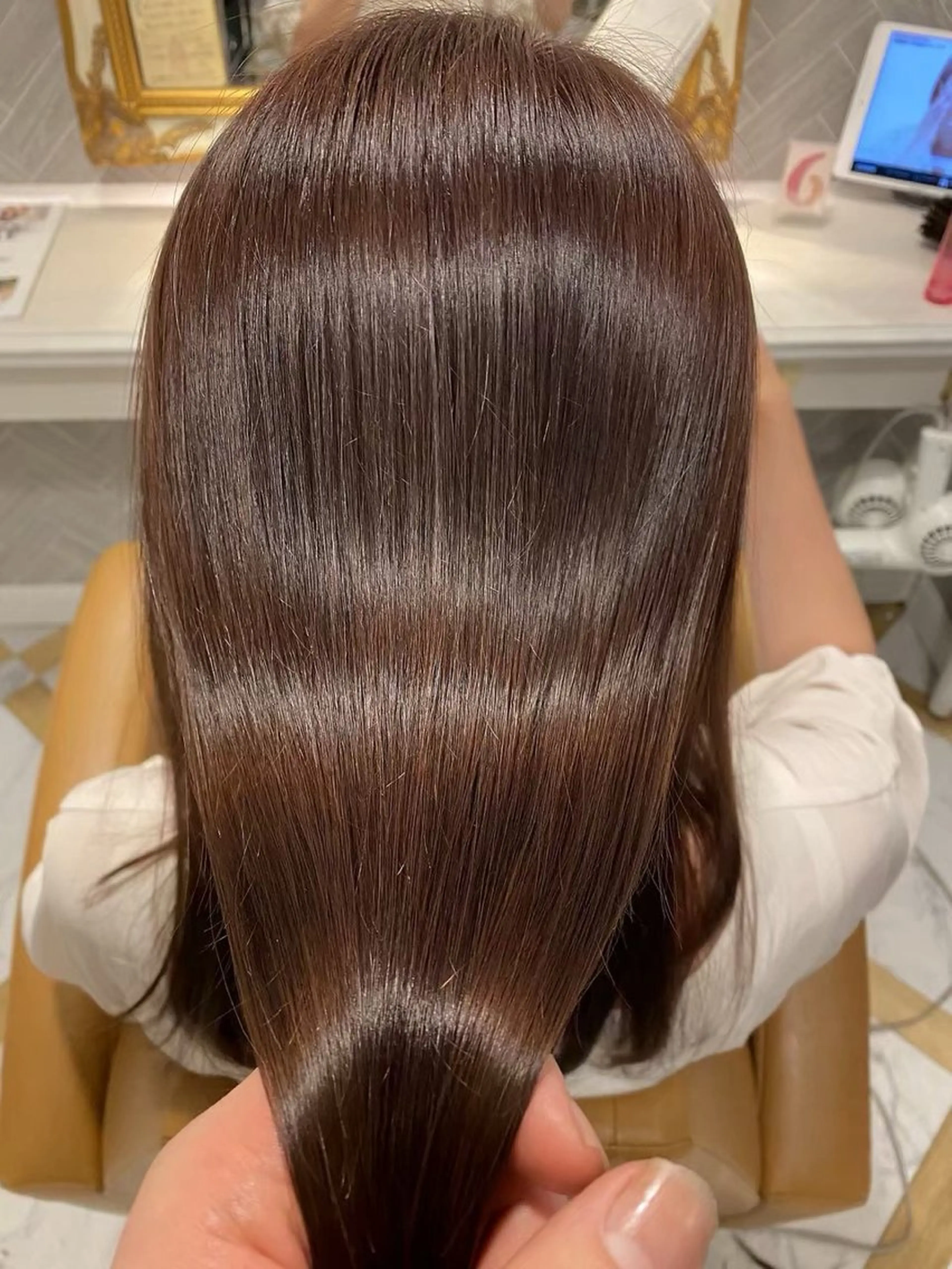 セミロング カラー パーマ カット ヘアカラー 縮毛矯正 トリートメント Lond rouge所属・💚銀座/ミディアム /美髪矯正/芦川💚のヘアスタイル