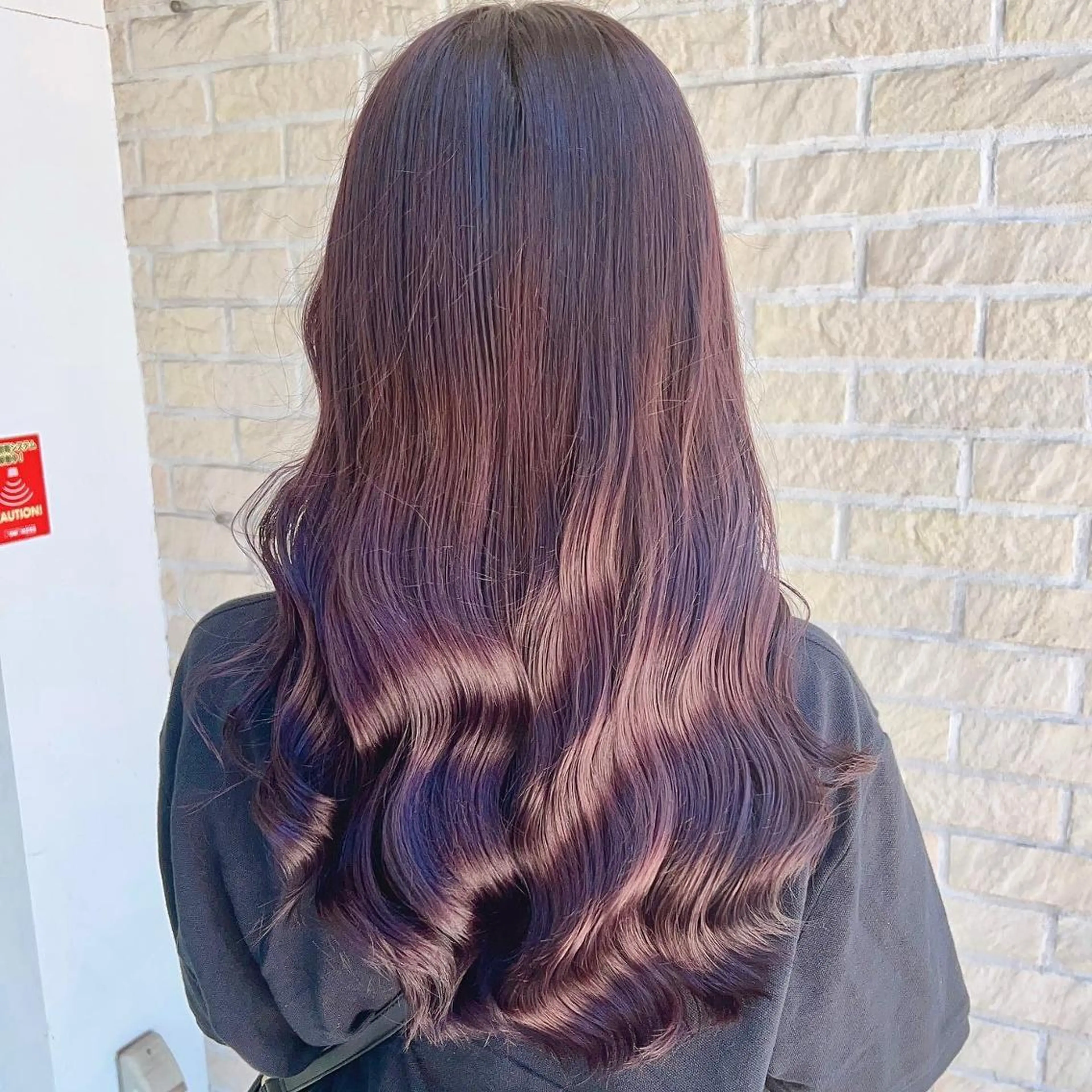 カラー ベージュカラー ブリーチ ボルドーカラー ブラウンカラー 透明感カラー 艶髪レイヤー屋さん 大澤竜馬のヘアスタイル