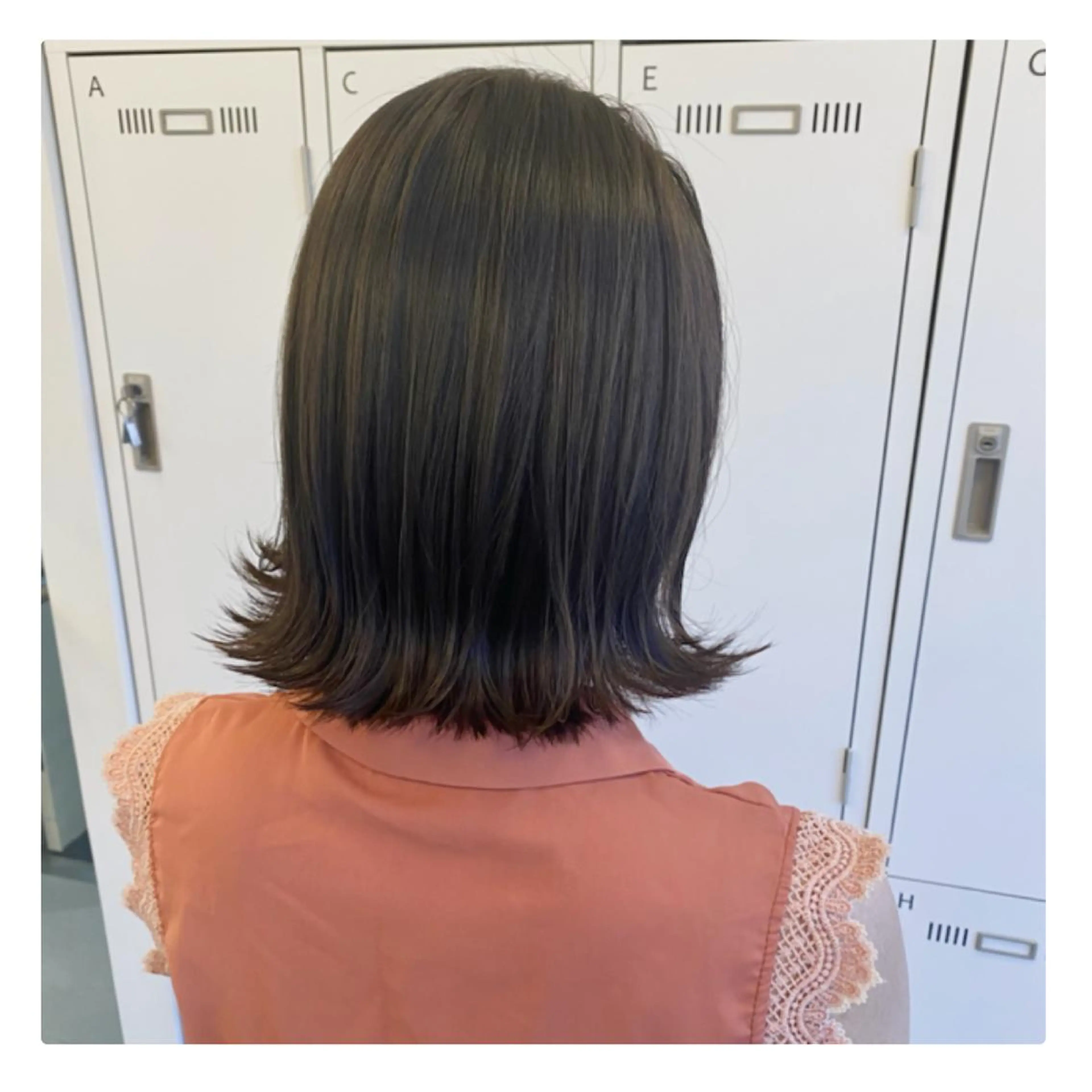 ショート カラー カット ヘアカラー YUNA ユウナのヘアスタイル