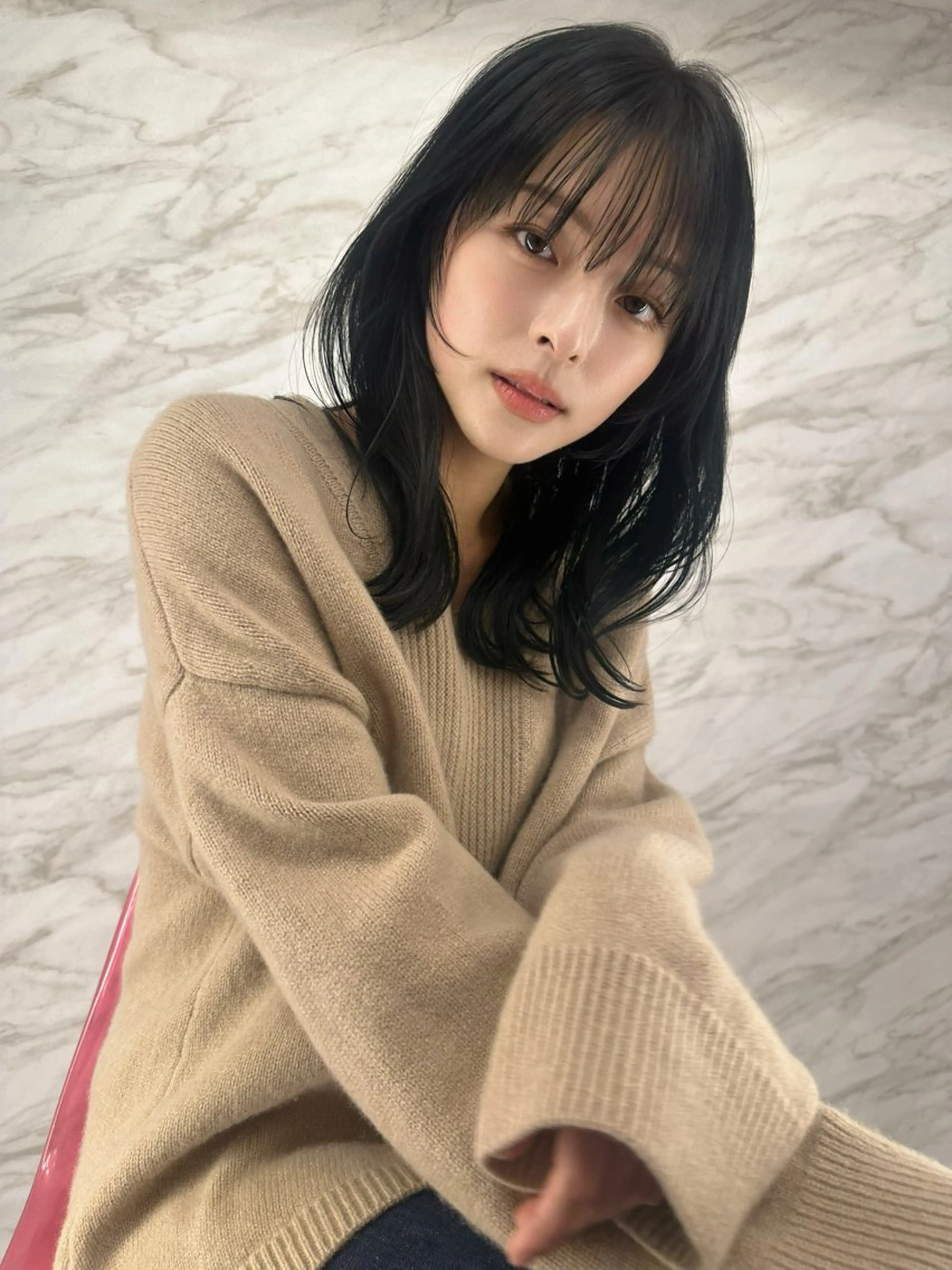 セミロング くびれヘア 顔周りカット 韓国風ヘア カット ヘアカラー トリートメント ヘアセット 銀座副店長/レイヤー /韓国ヘア/髪質改善のヘアスタイル