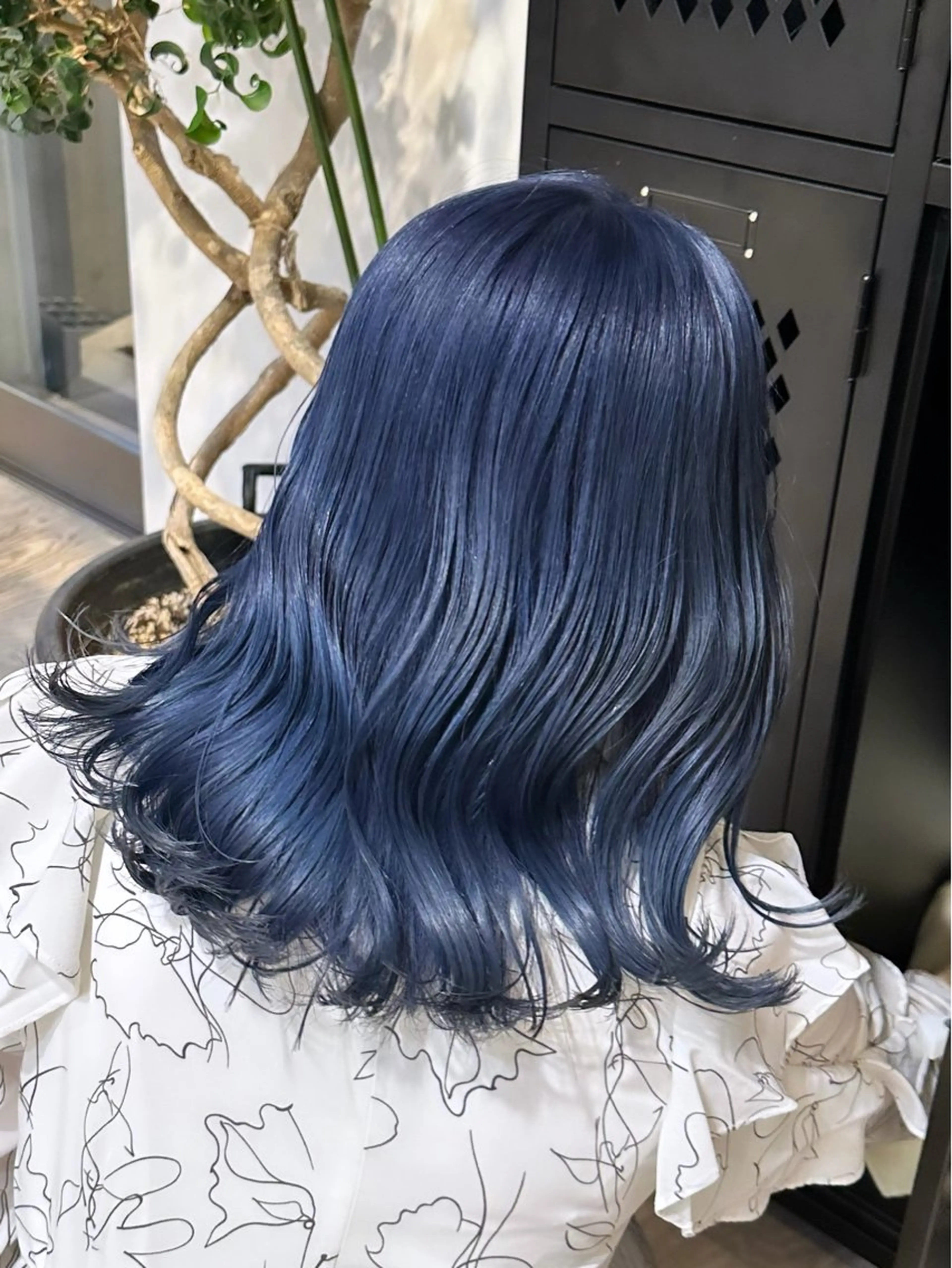 カラー 抜きっぱなしブロンド ササキカズマのヘアスタイル
