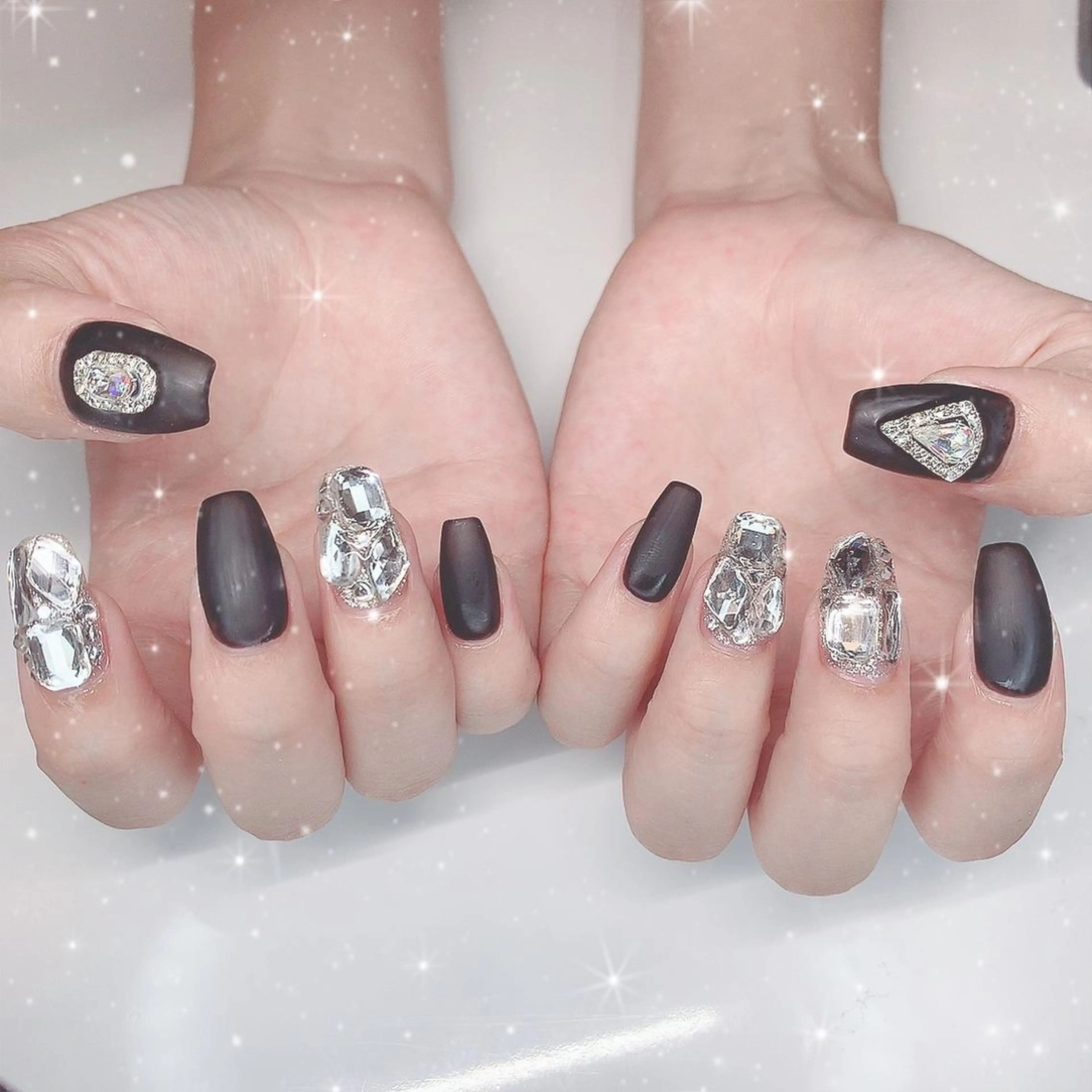 ネイル ハンドネイル フットネイル Best Nail NANA🤍のネイルデザイン
