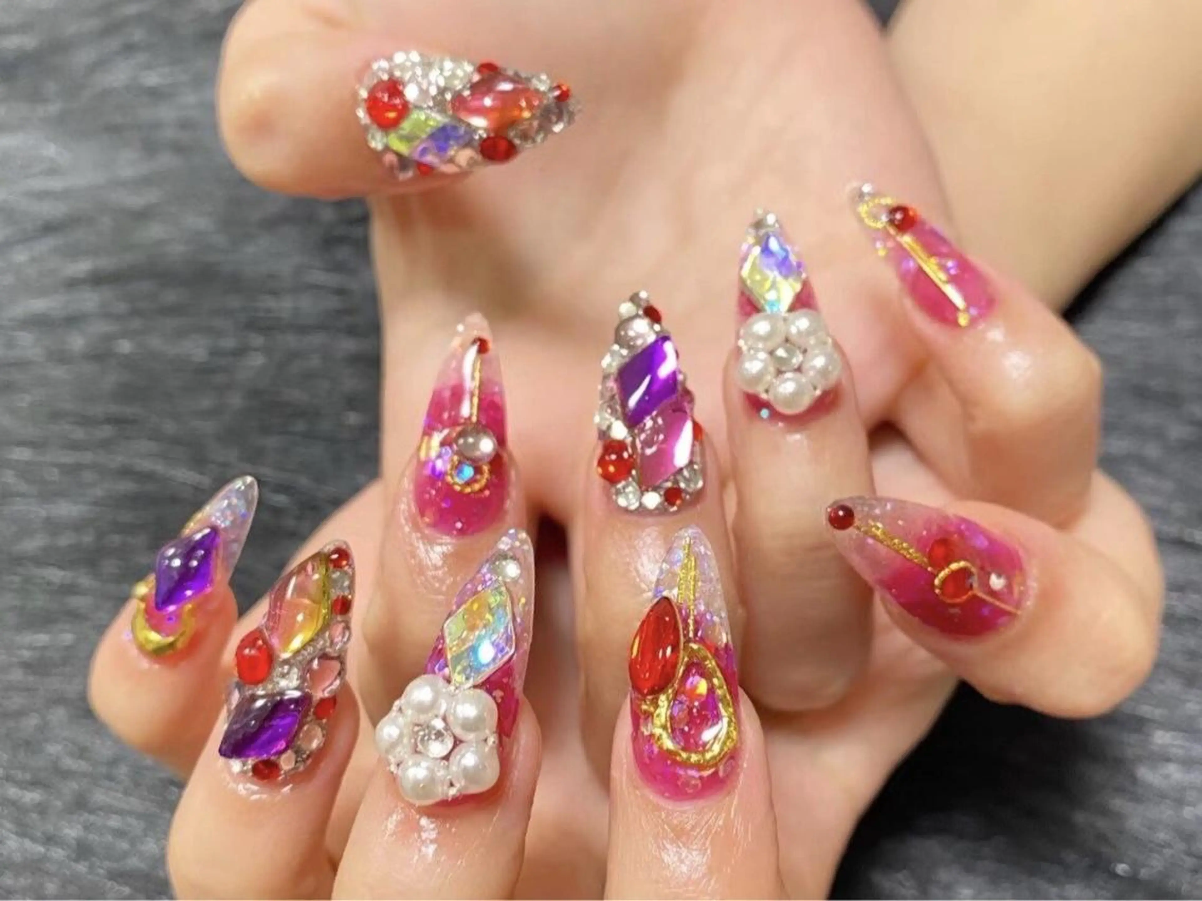 ネイル MOMO nail所属・NIITSU 川崎のネイルデザイン