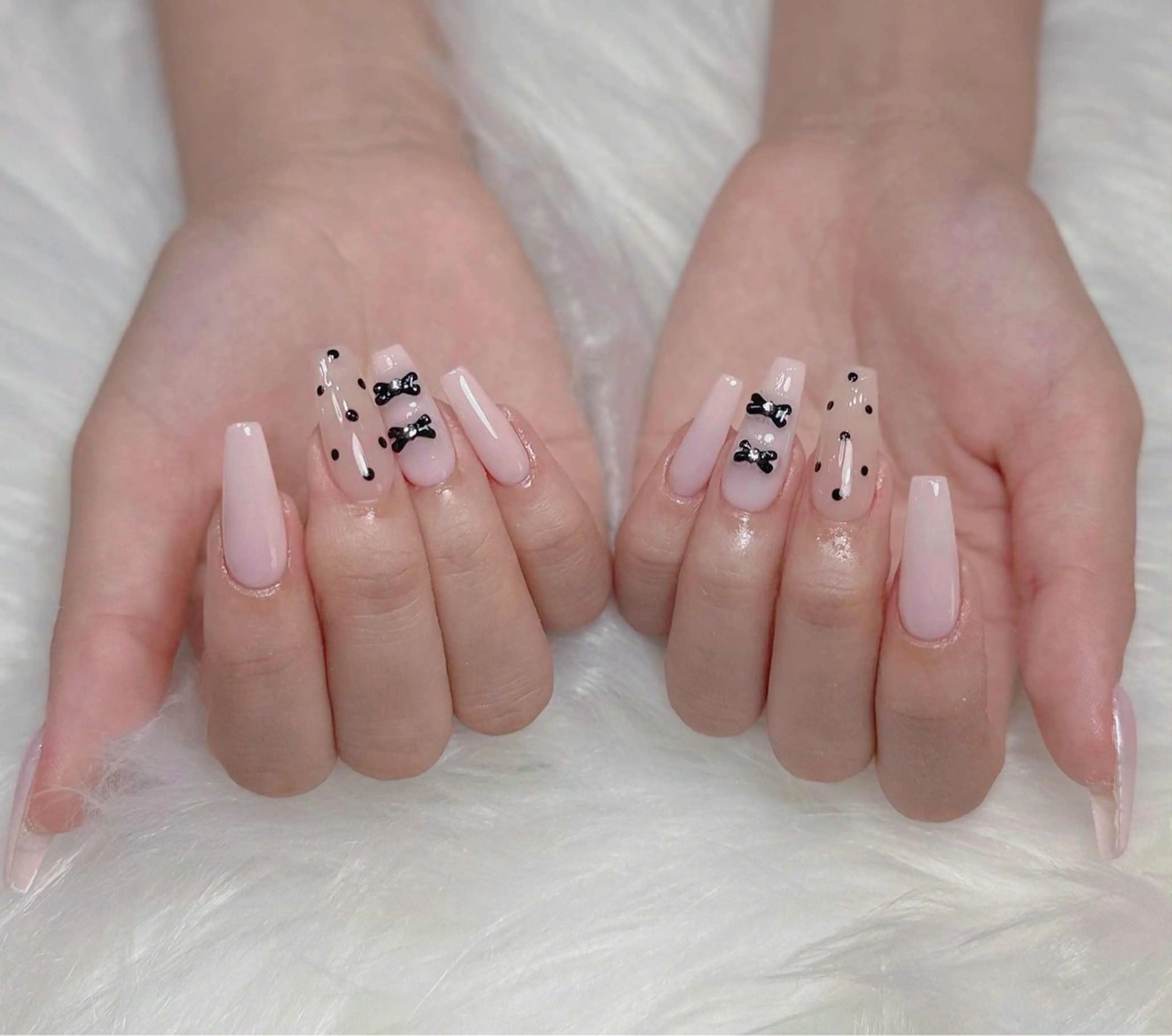 ネイル オーロラネイル チークネイル フットネイル フレンチネイル ジェルネイル Nichi Nailsのネイルデザイン
