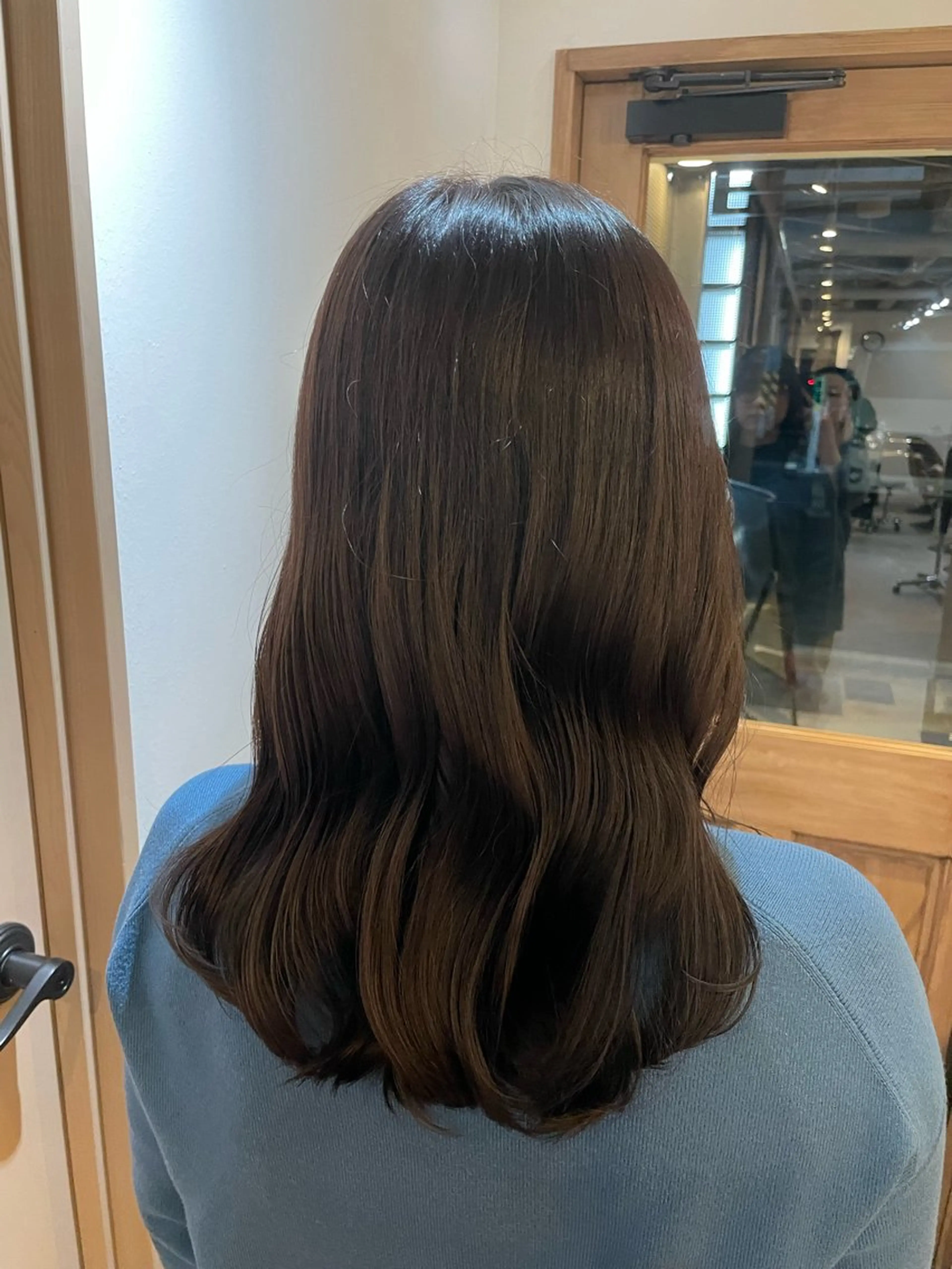 セミロング カラー 梅田/ハイトーン /yuriのヘアスタイル