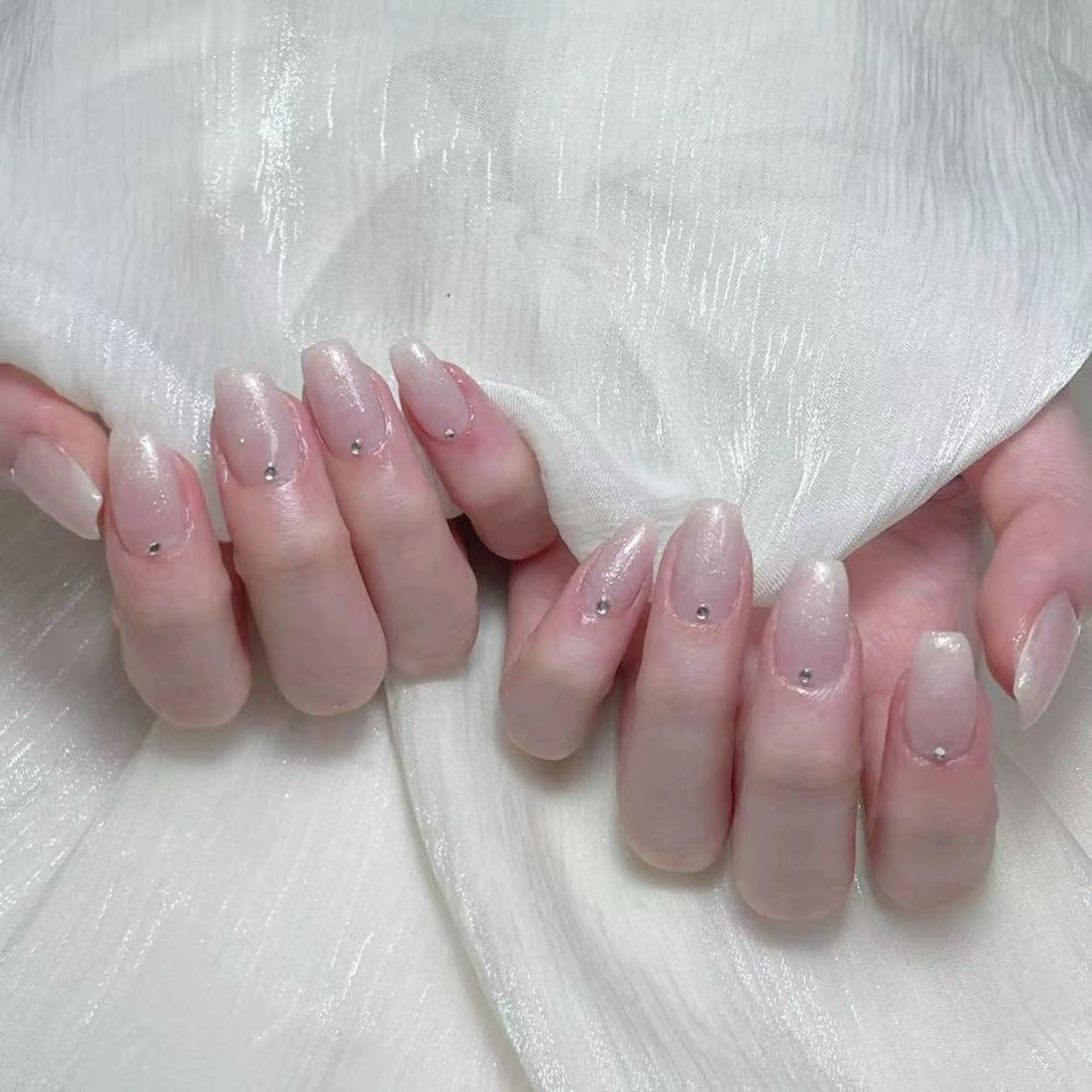 ネイル アートネイル オーロラネイル フラッシュネイル ガーリー キラキラネイル ハンドネイル Diamond NAIL✨のネイルデザイン