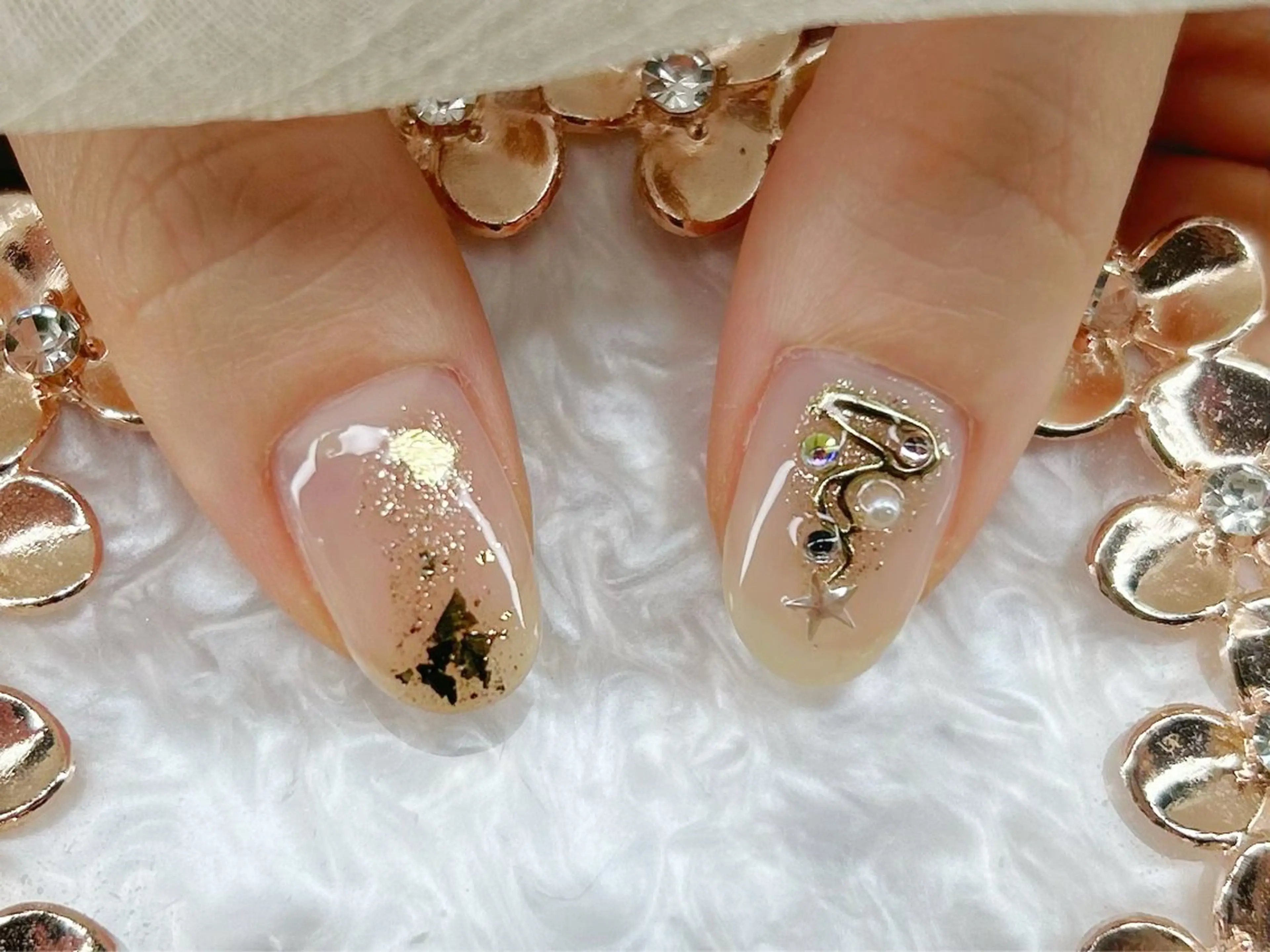 ネイル 成人式 長さ出し フットネイル マグネットネイル 持ち込み ハンドネイル Lino Nailのネイルデザイン