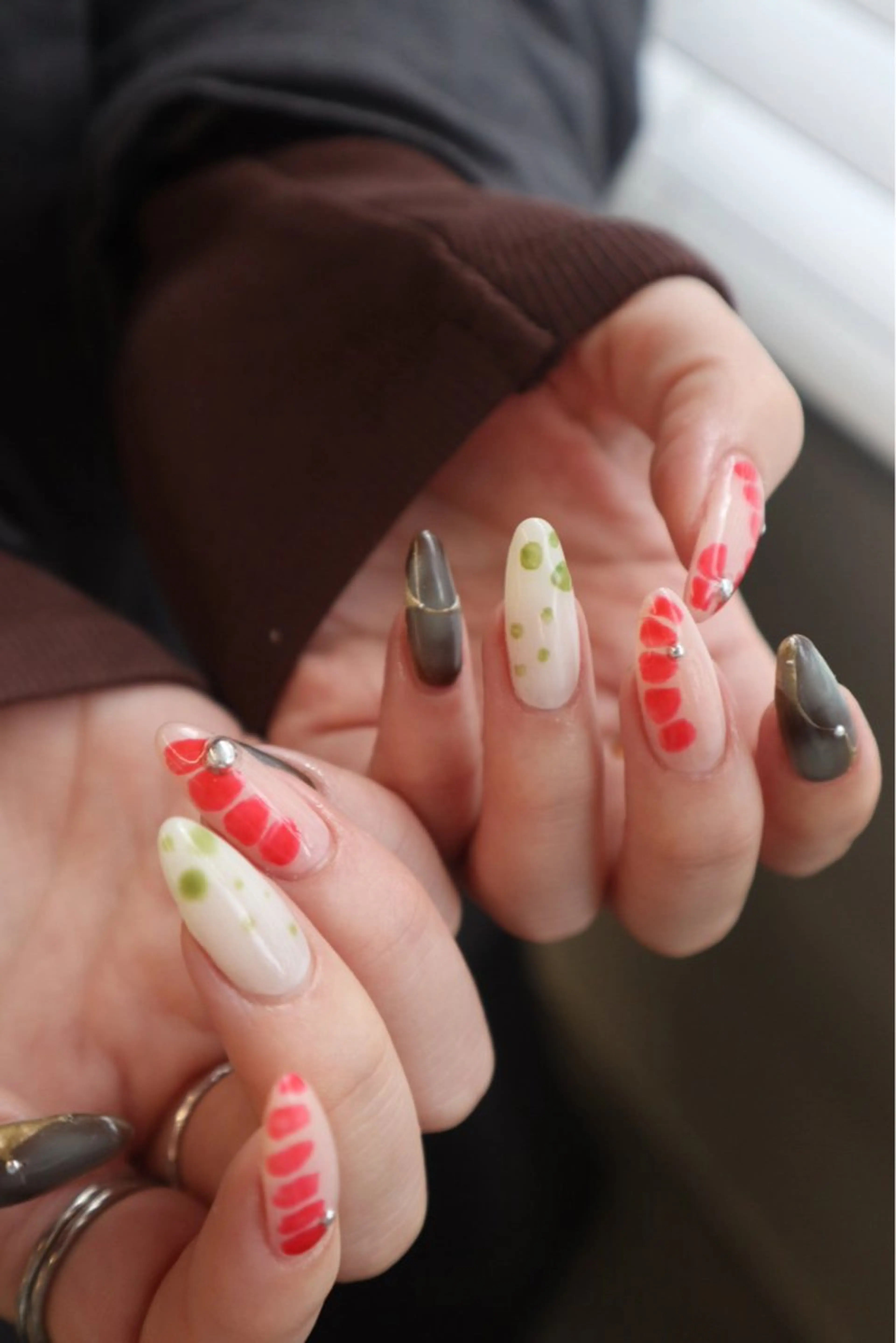 ネイル 持ち込み ハンドネイル sister  mohawk所属・chika ／ nailのネイルデザイン