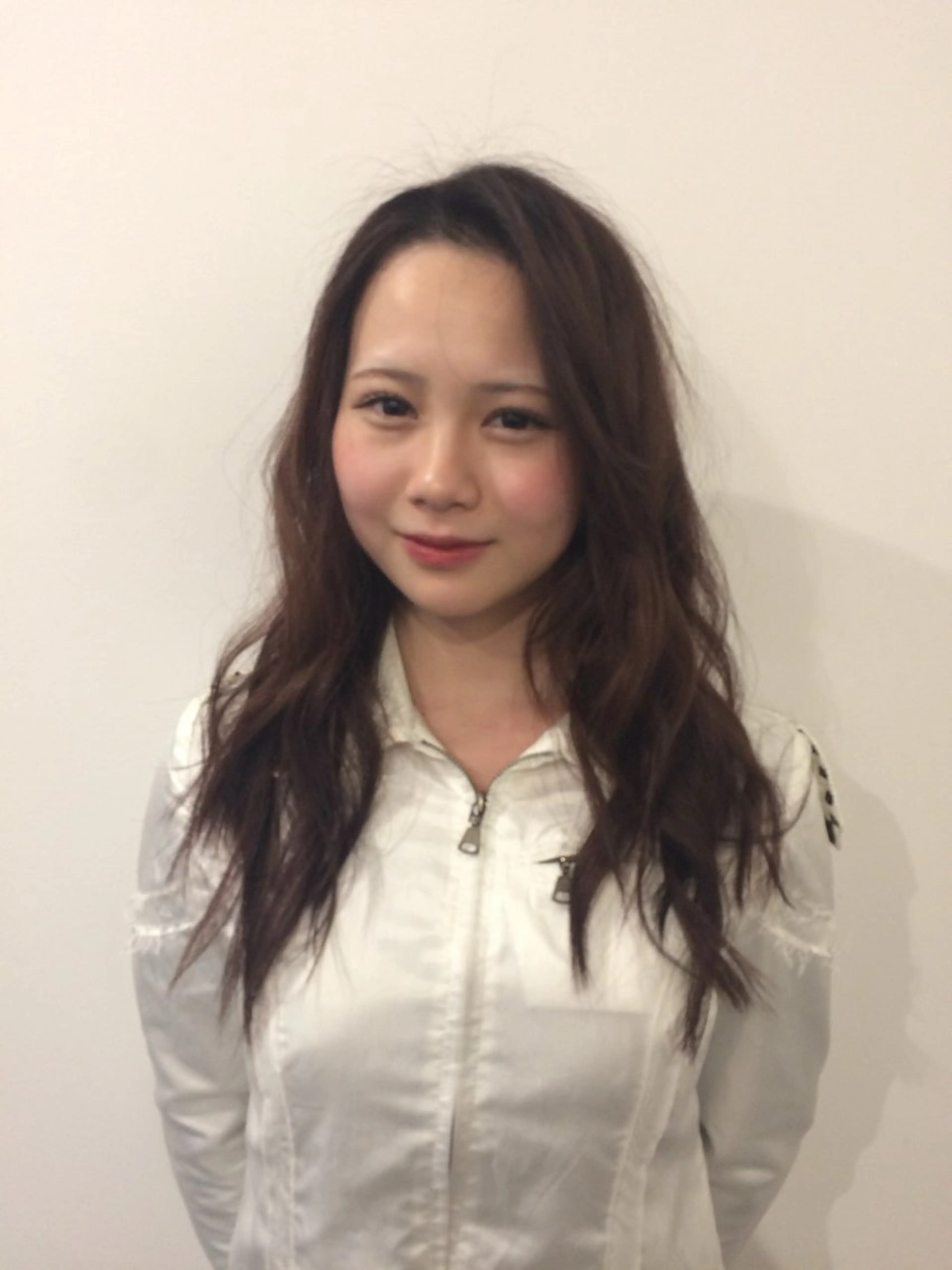 ロング ヘアカラー MEY HAIR CURLYS所属・SHIORI🎀 ブリーチ/艶カラーのヘアスタイル