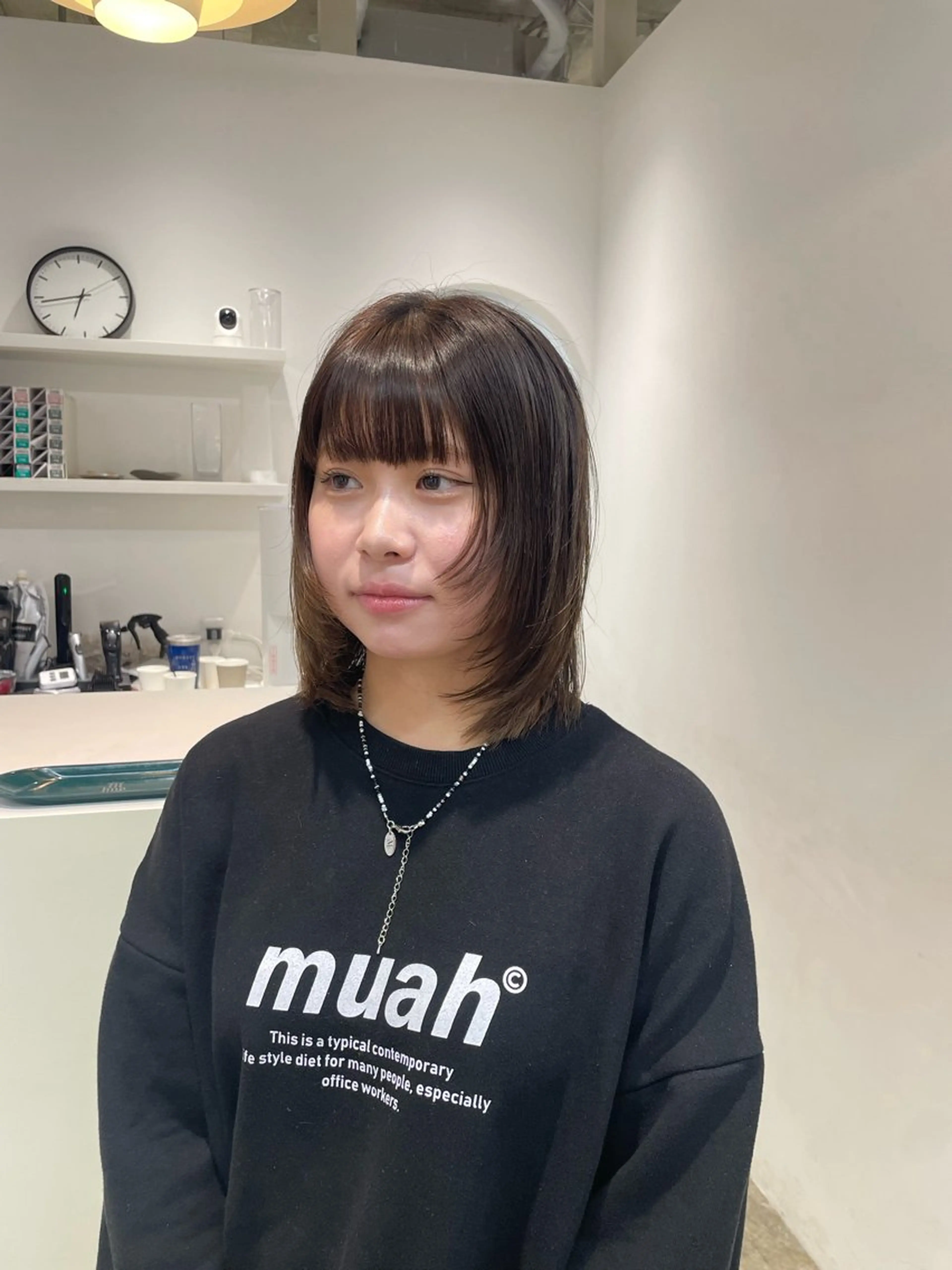 ミディアム H I ＮＡのヘアスタイル