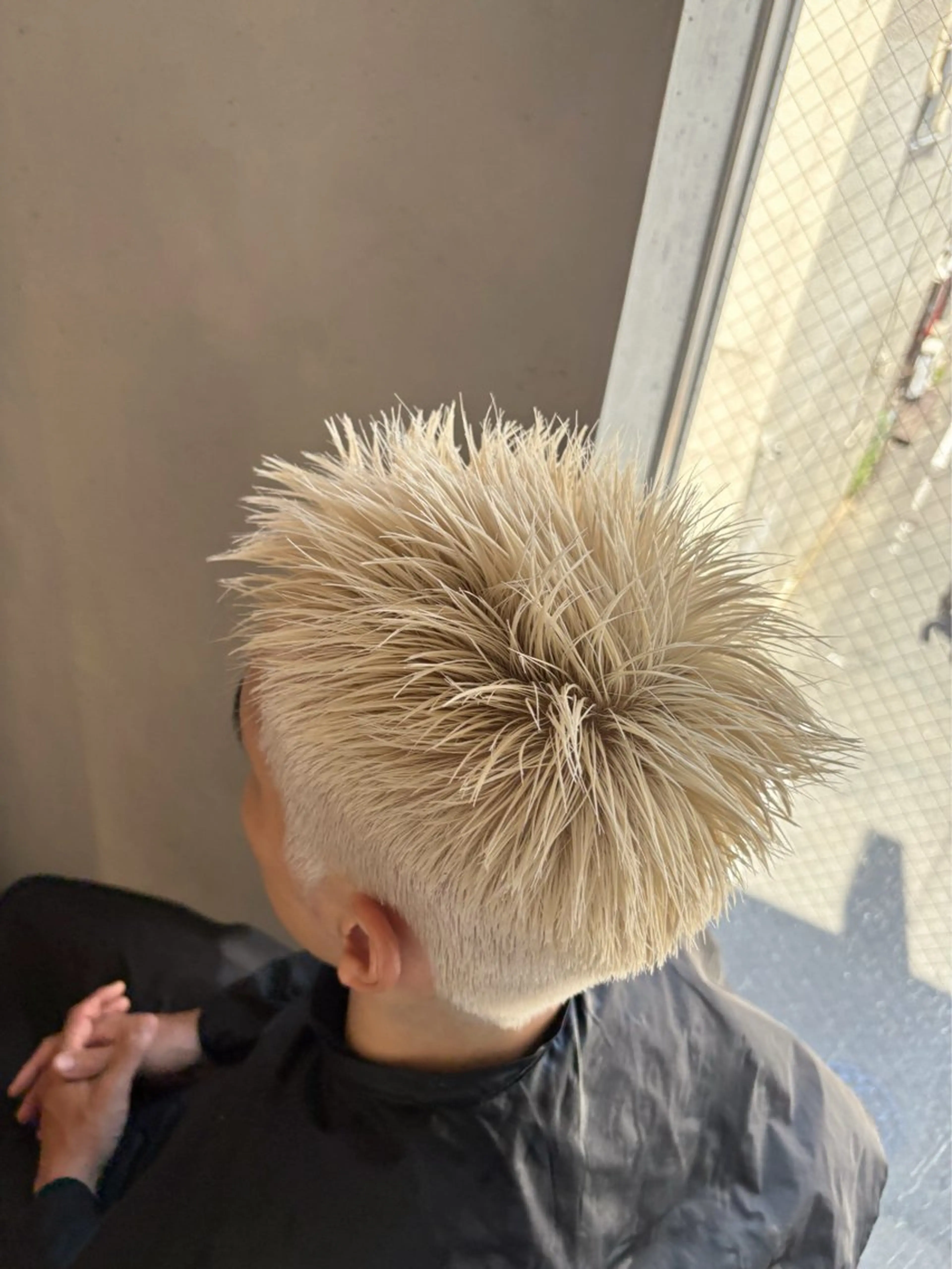 ショート カラー メンズ カット ヘアカラー SALOWIN天神大名店所属・吉武 茂暉のヘアスタイル