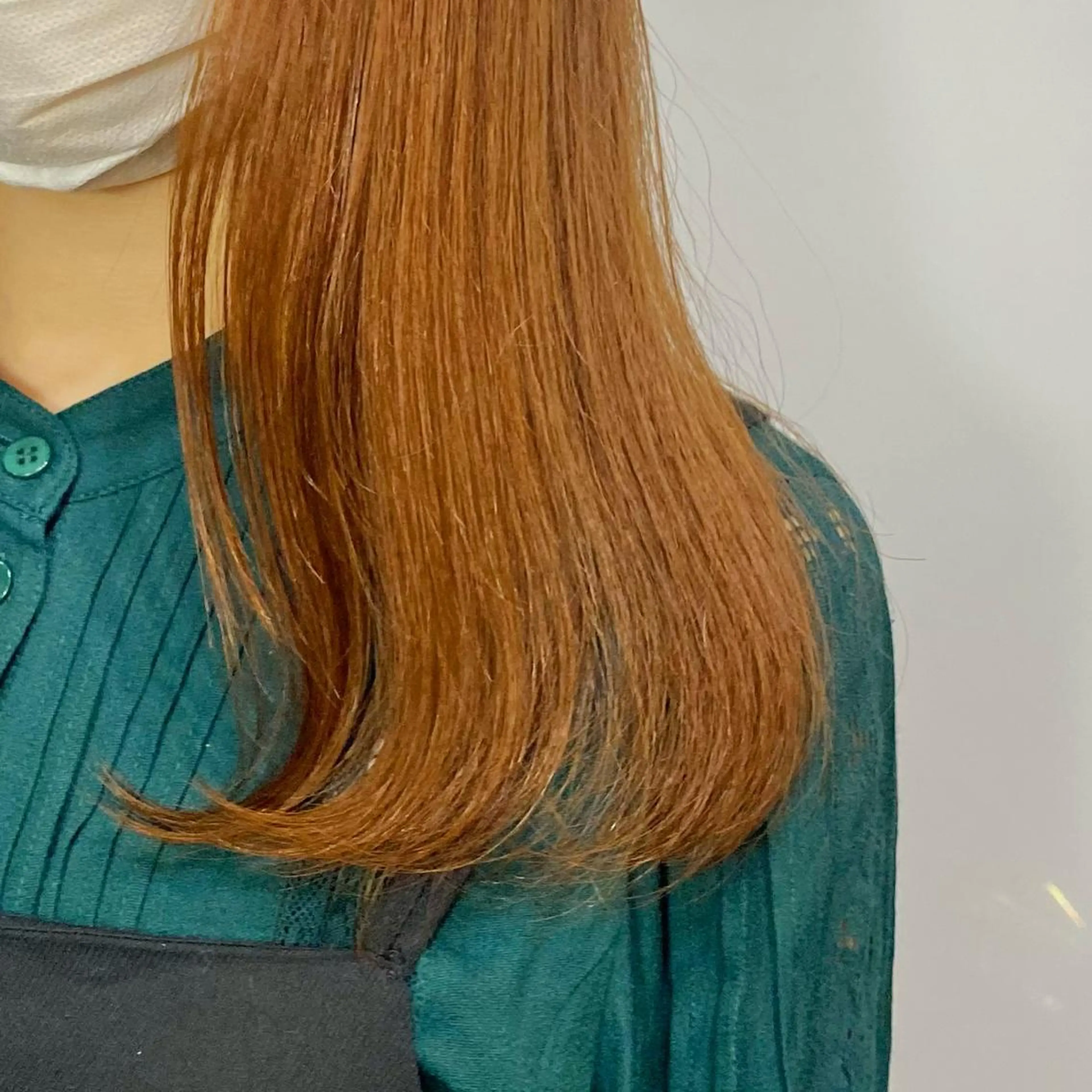 セミロング カラー ヘアアレンジ ツガミ リナのヘアスタイル