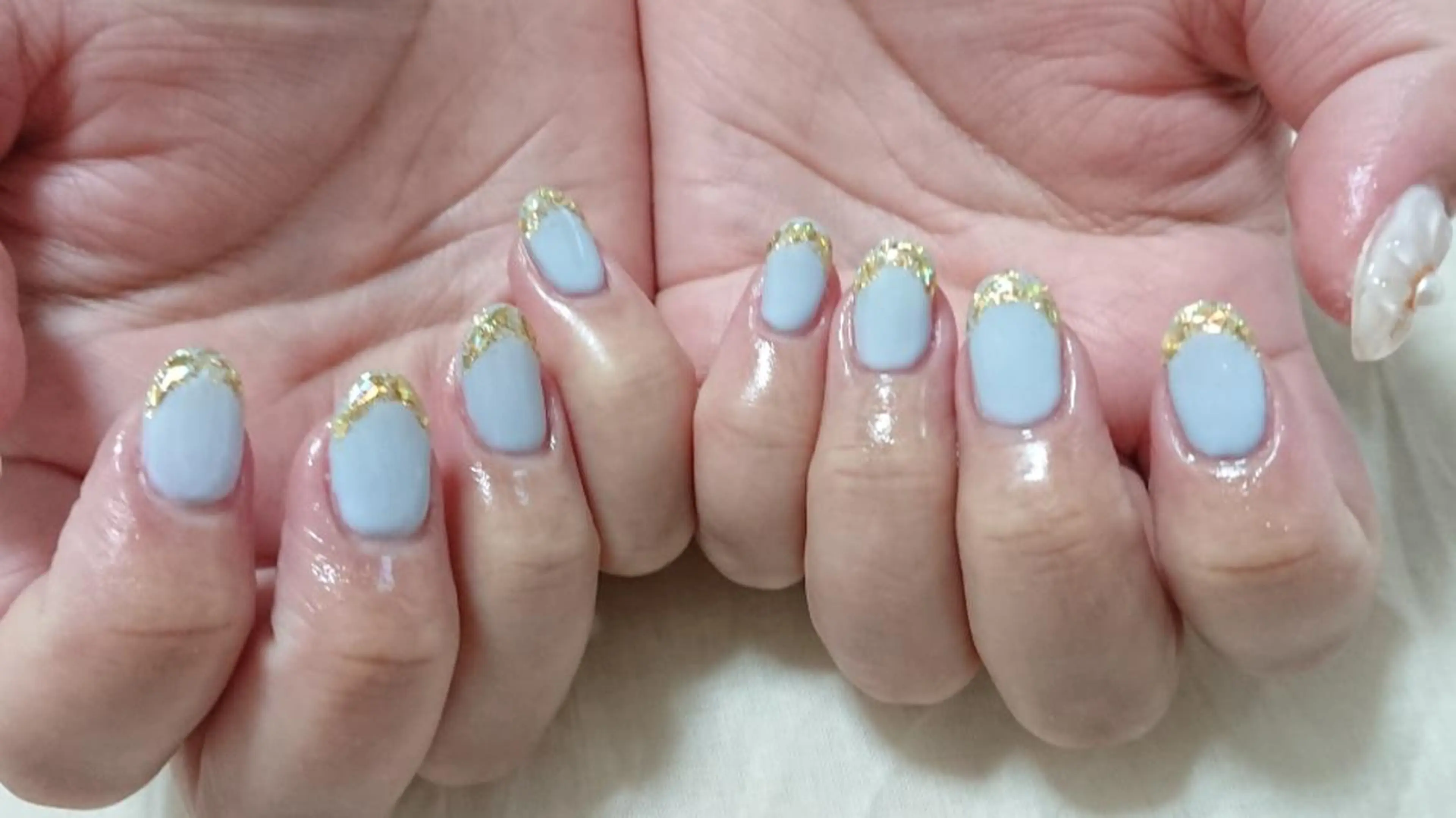 ネイル フレンチネイル ガラスフレンチ shellnail さなえのネイルデザイン