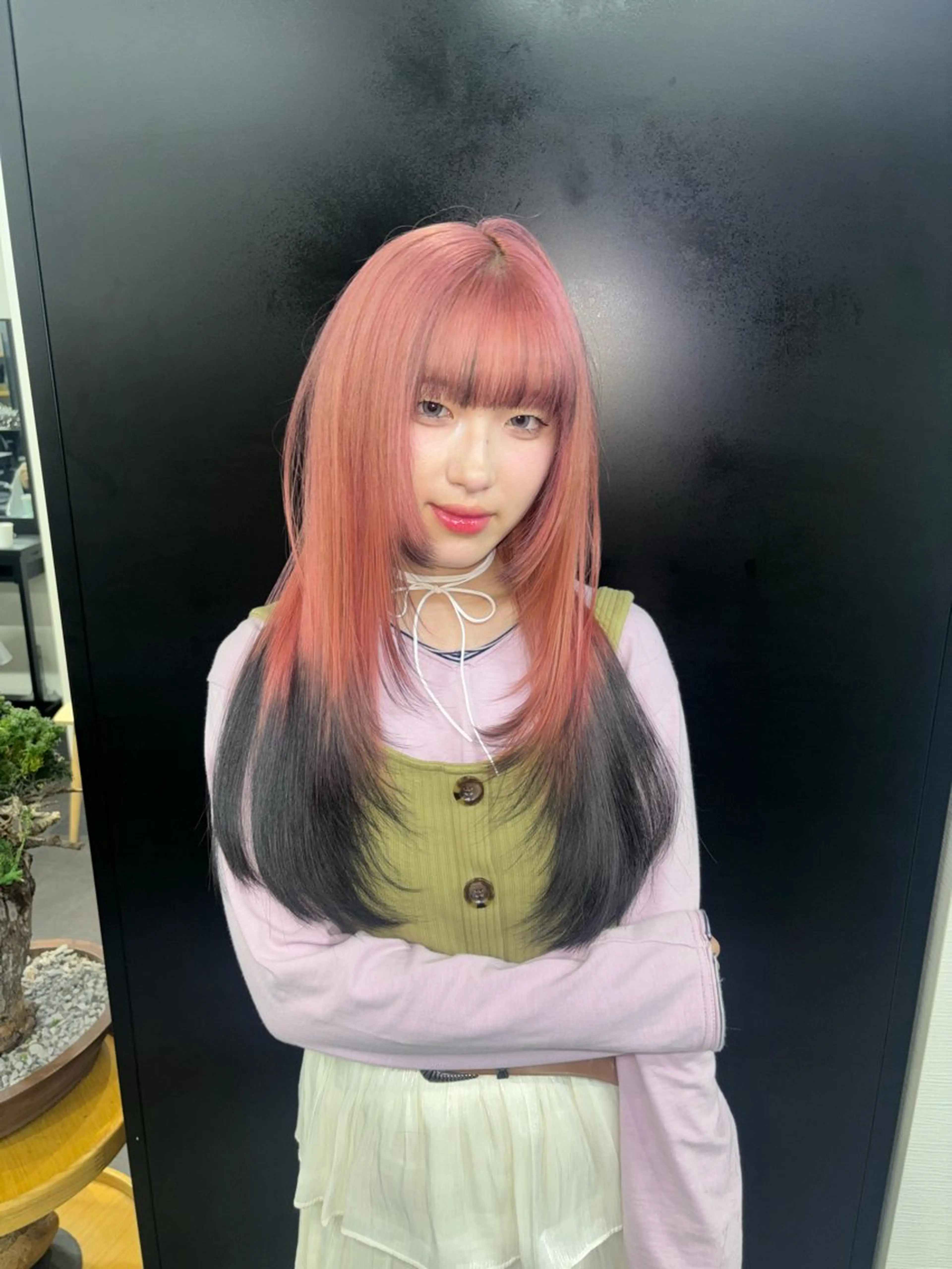 ロング カラー ブリーチ デザインカラー ミリ/原宿/ハイ トーンカラー💫のヘアスタイル
