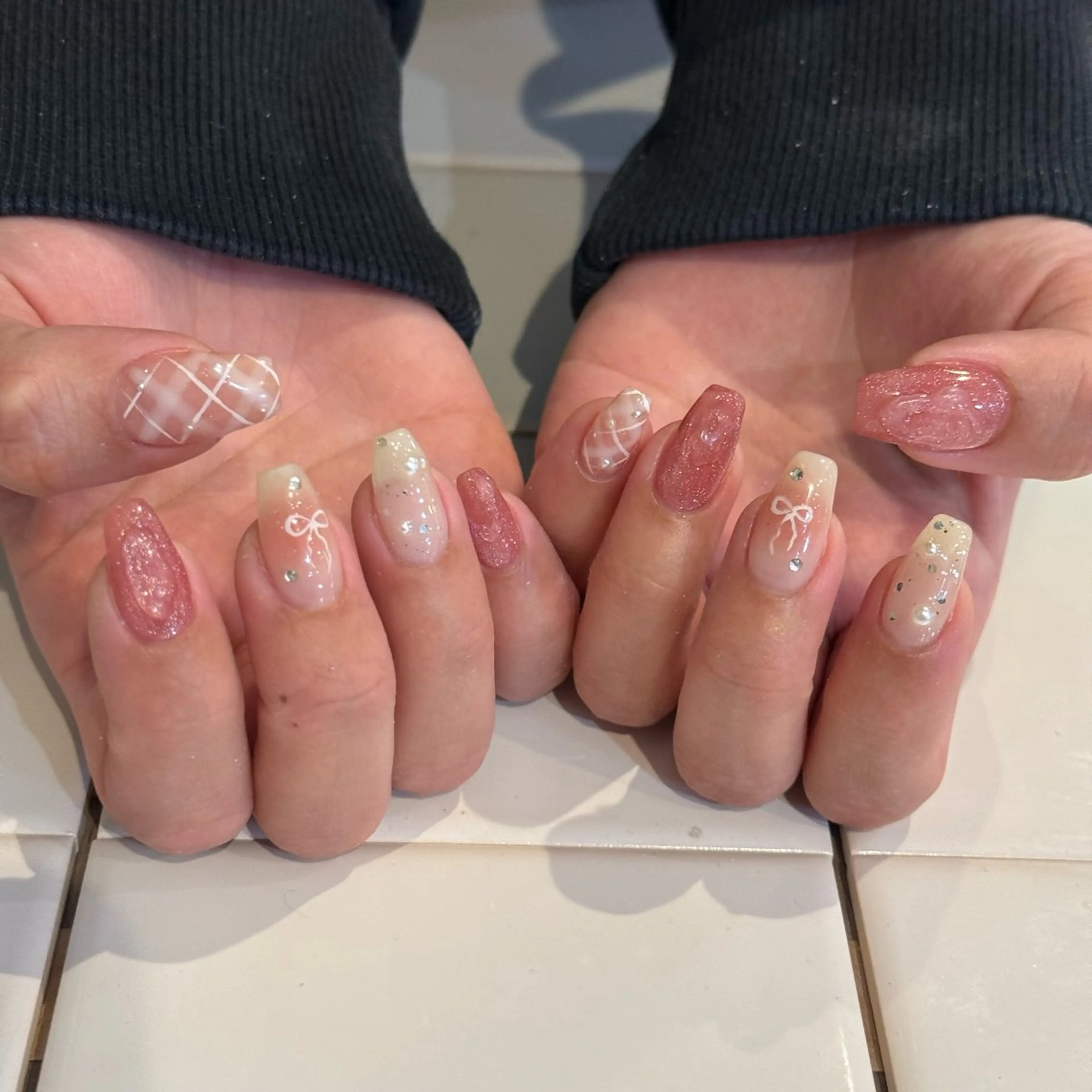 ネイル ハンドネイル chihiro 🗽のネイルデザイン