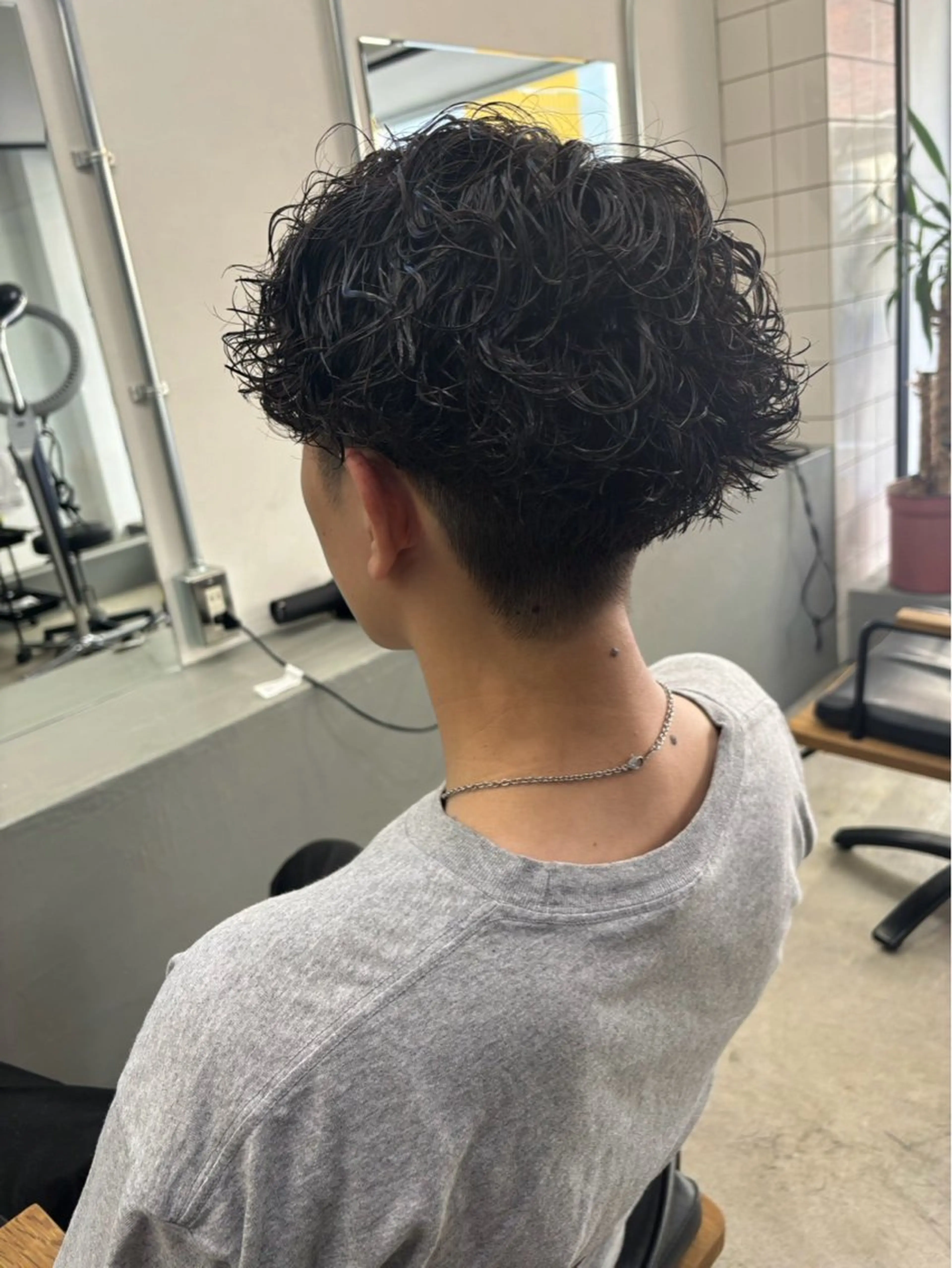 ショート パーマ メンズ カット パーマ メンズ専門サロン wokeのヘアスタイル