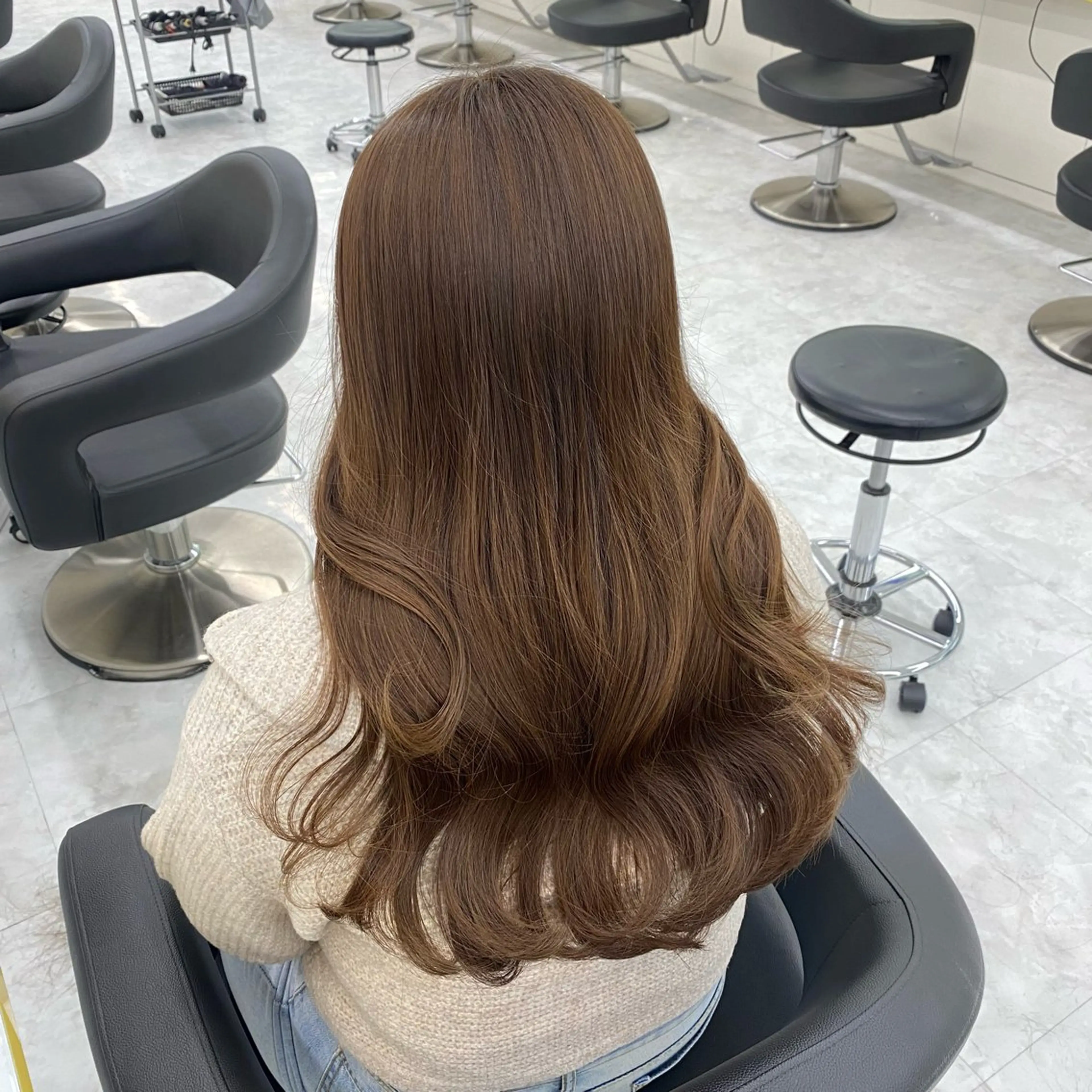 セミロング カラー パーマ ヘアアレンジ メンズ キッズ メンズブリーチ ベージュカラー ブリーチ 透明感カラー ミルクティーベージュ ヘアカラー Lumo所属・💖横浜ブリーチなし 💖MIHOのヘアスタイル