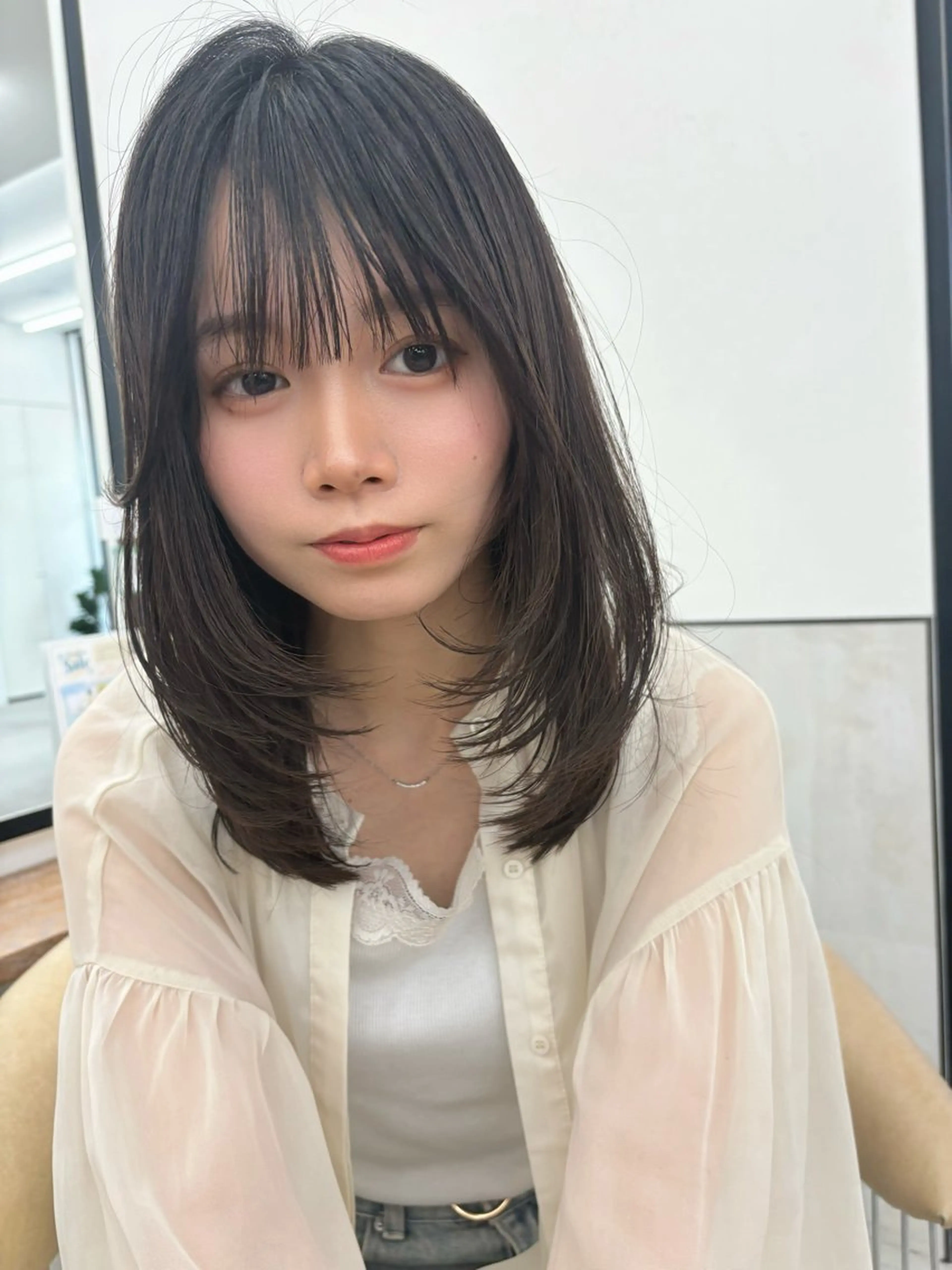 ミディアム 韓国風レイヤーカット 松葉翔のヘアスタイル