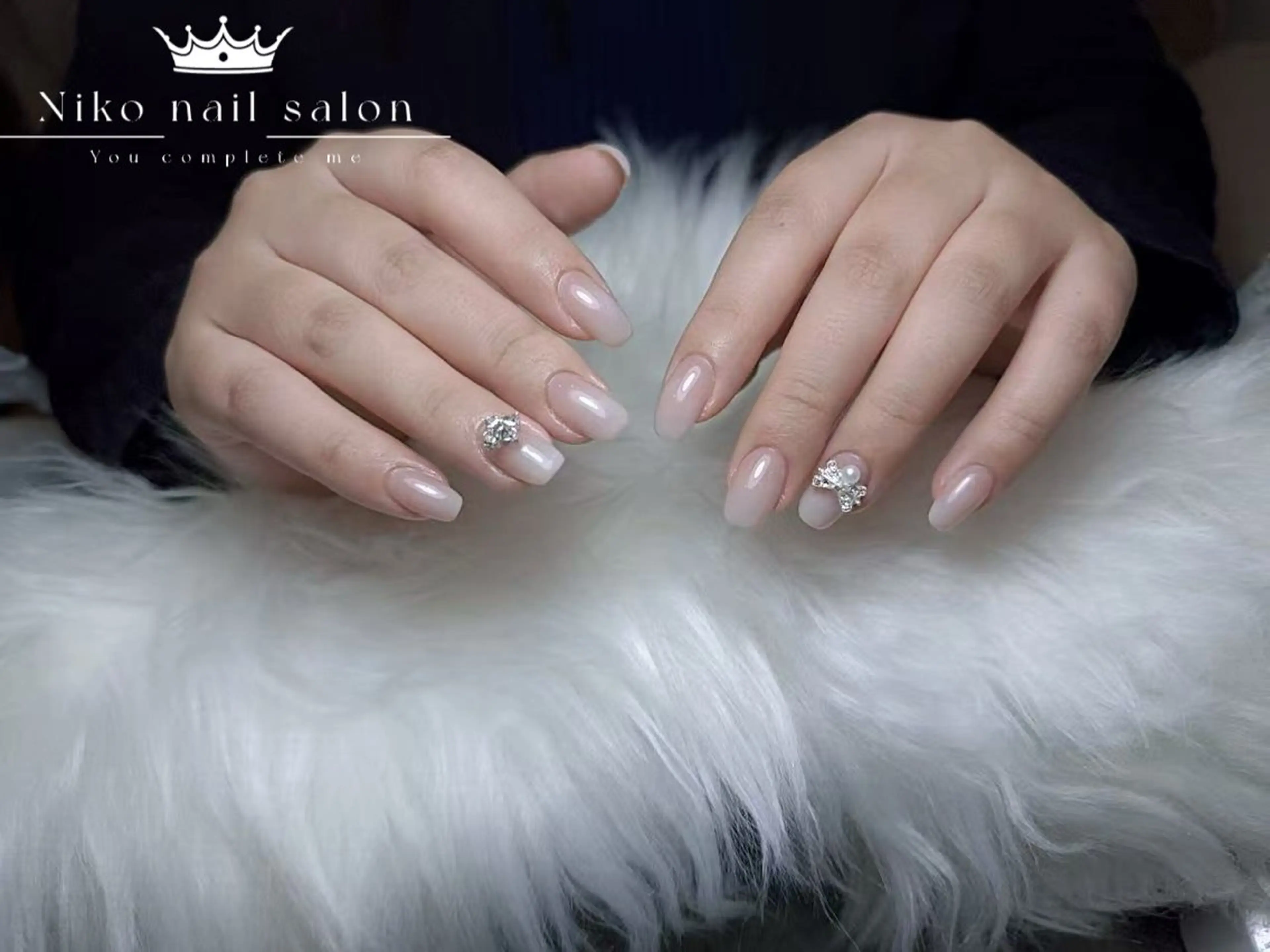 ネイル チークネイル フットネイル フレンチネイル ジェルネイル ガラスフレンチ 柚子 Nikoのネイルデザイン